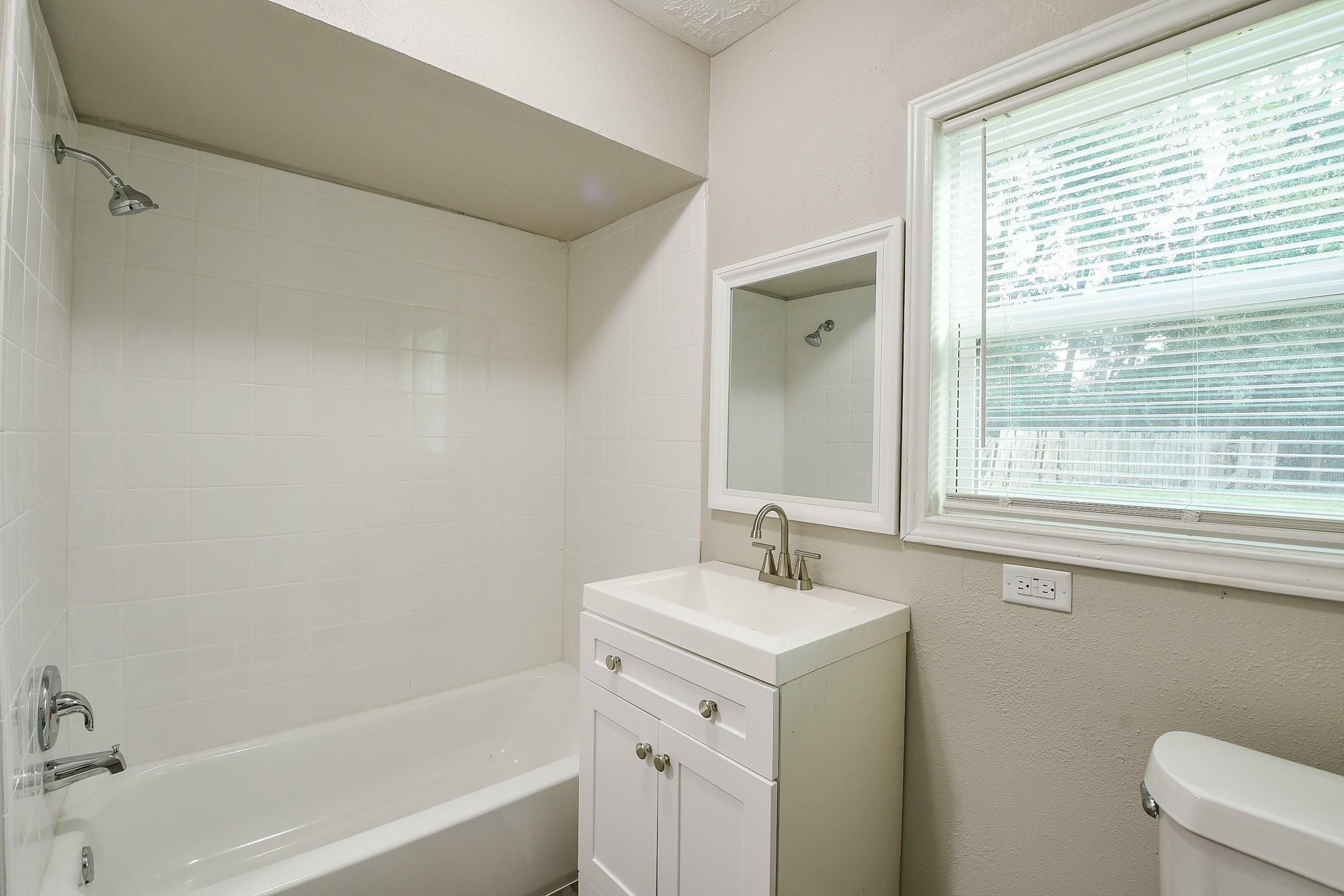 319 Rustic Drive Property Photo 17
