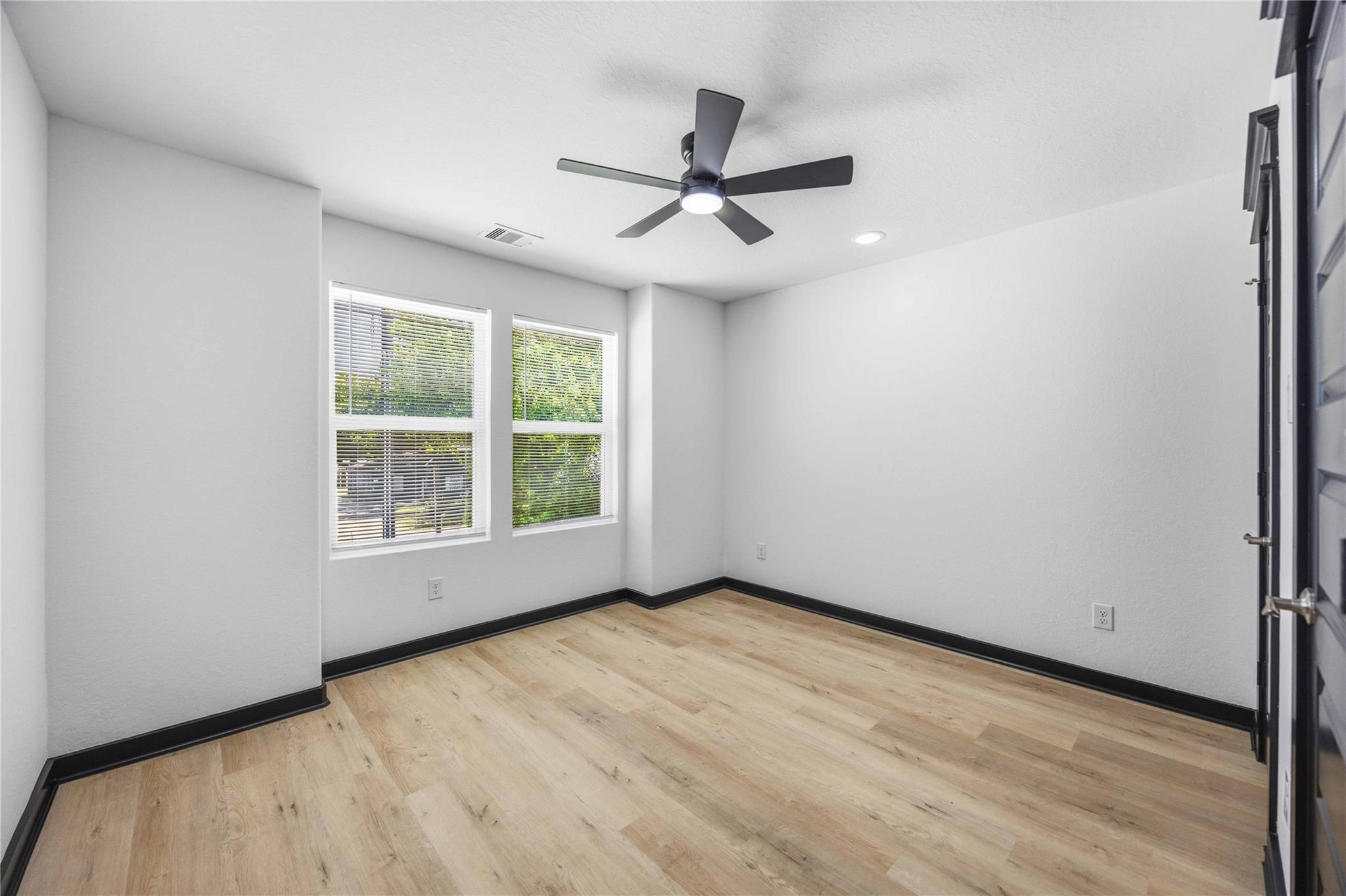 8026 Penrod A/b Street, Houston Tx 77028 Property Photo 13