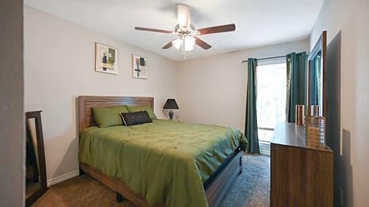 1901 Lakeside Drive 926 Property Photo 4