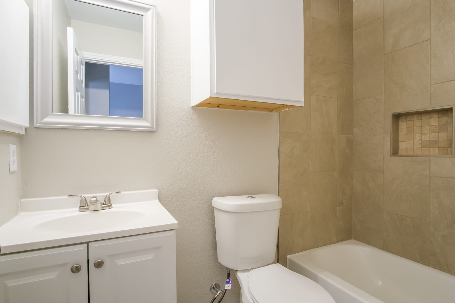 17801 Powder Creek Drive Property Photo 13