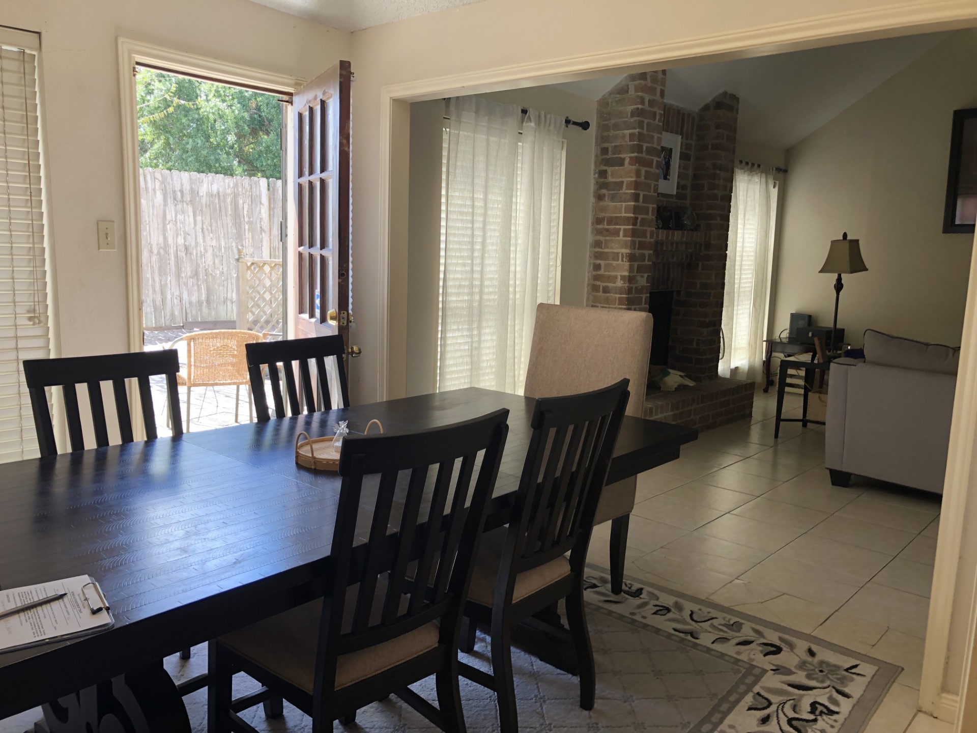 8715 Lawncliff Lane Property Photo 4