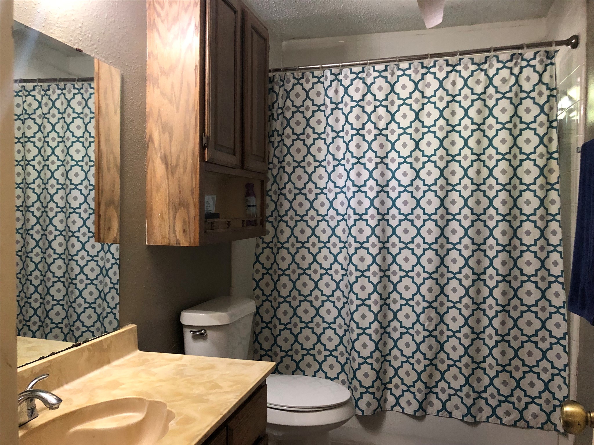 8715 Lawncliff Lane Property Photo 13