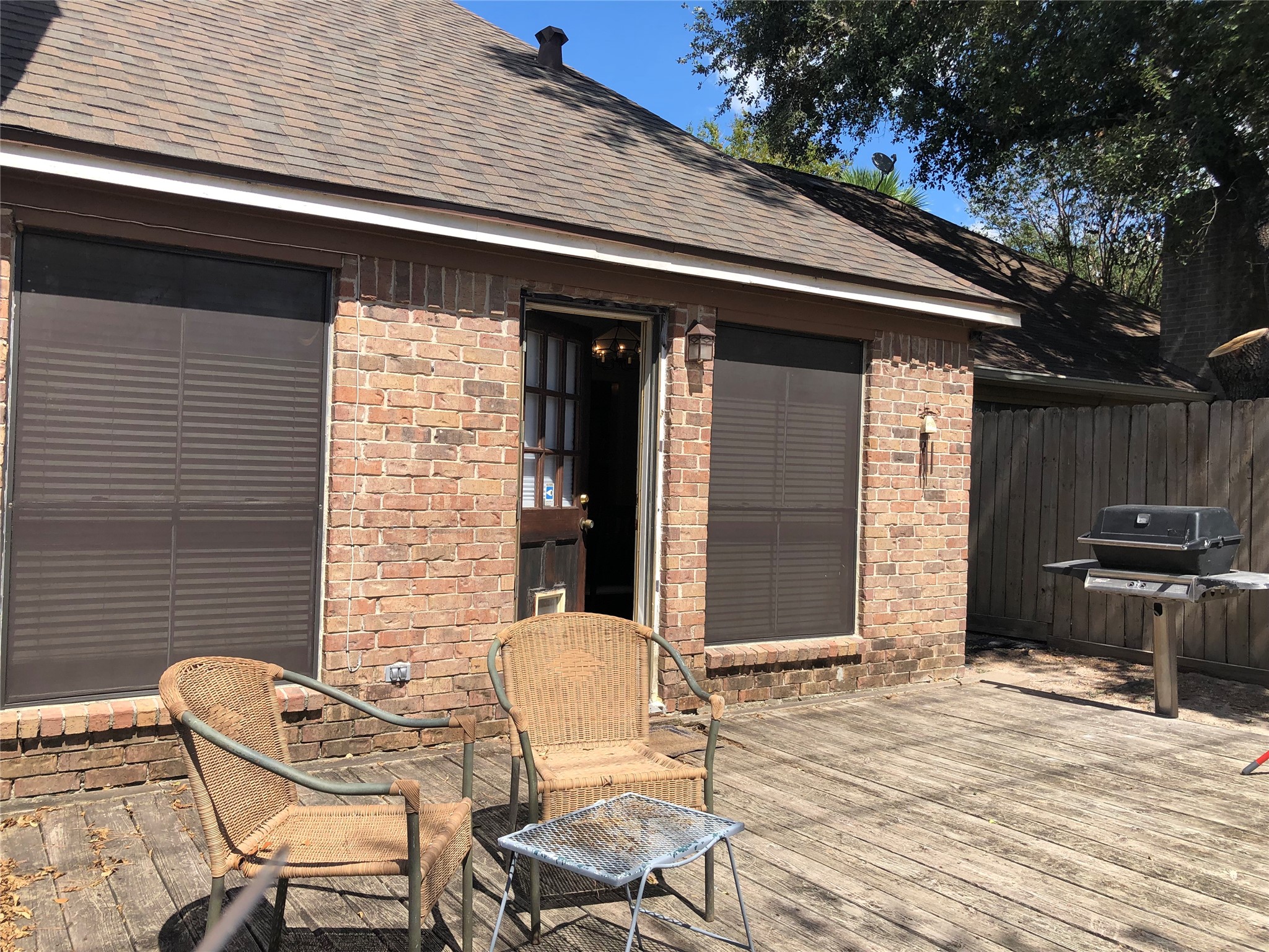 8715 Lawncliff Lane Property Photo 18