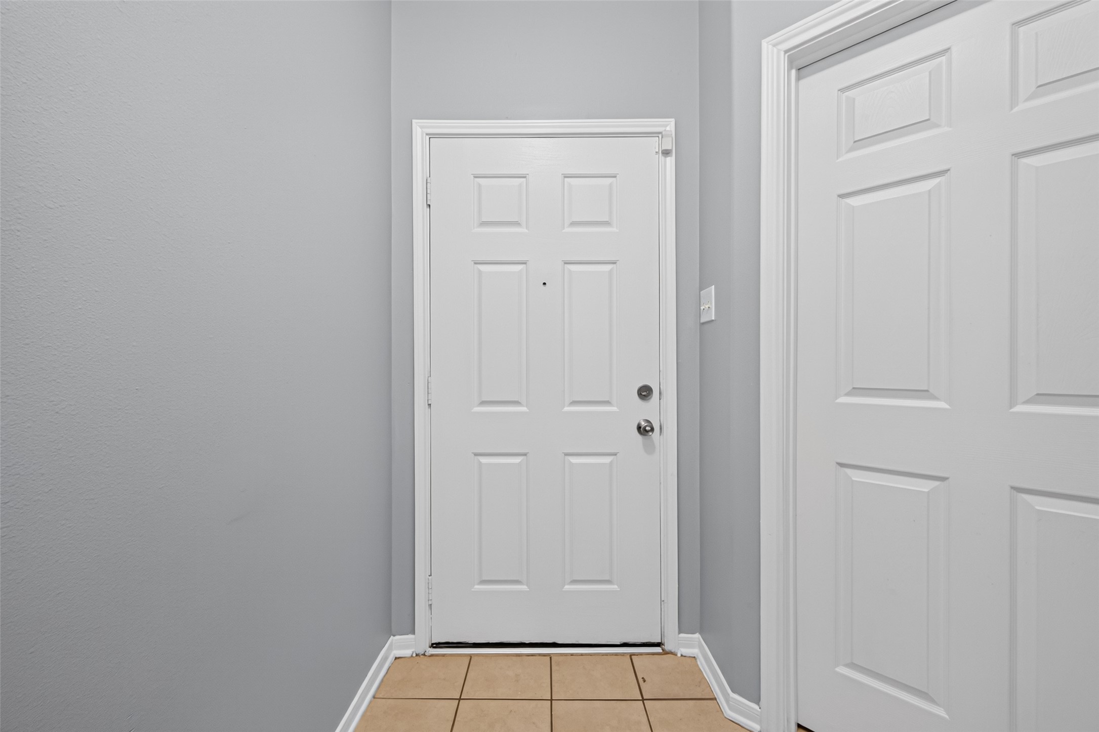 8010 Indian Desert Drive Property Photo 3