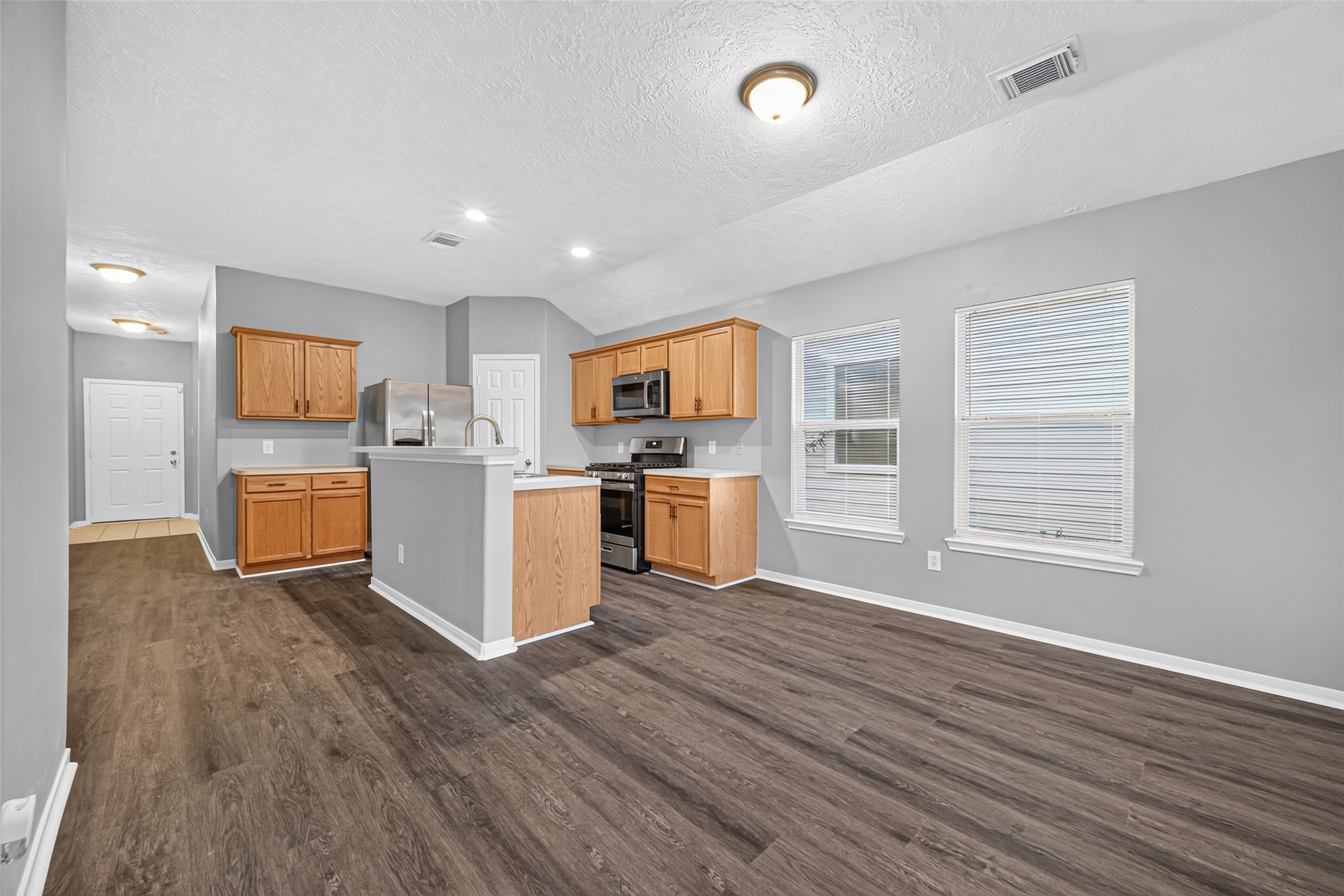 8010 Indian Desert Drive Property Photo 13