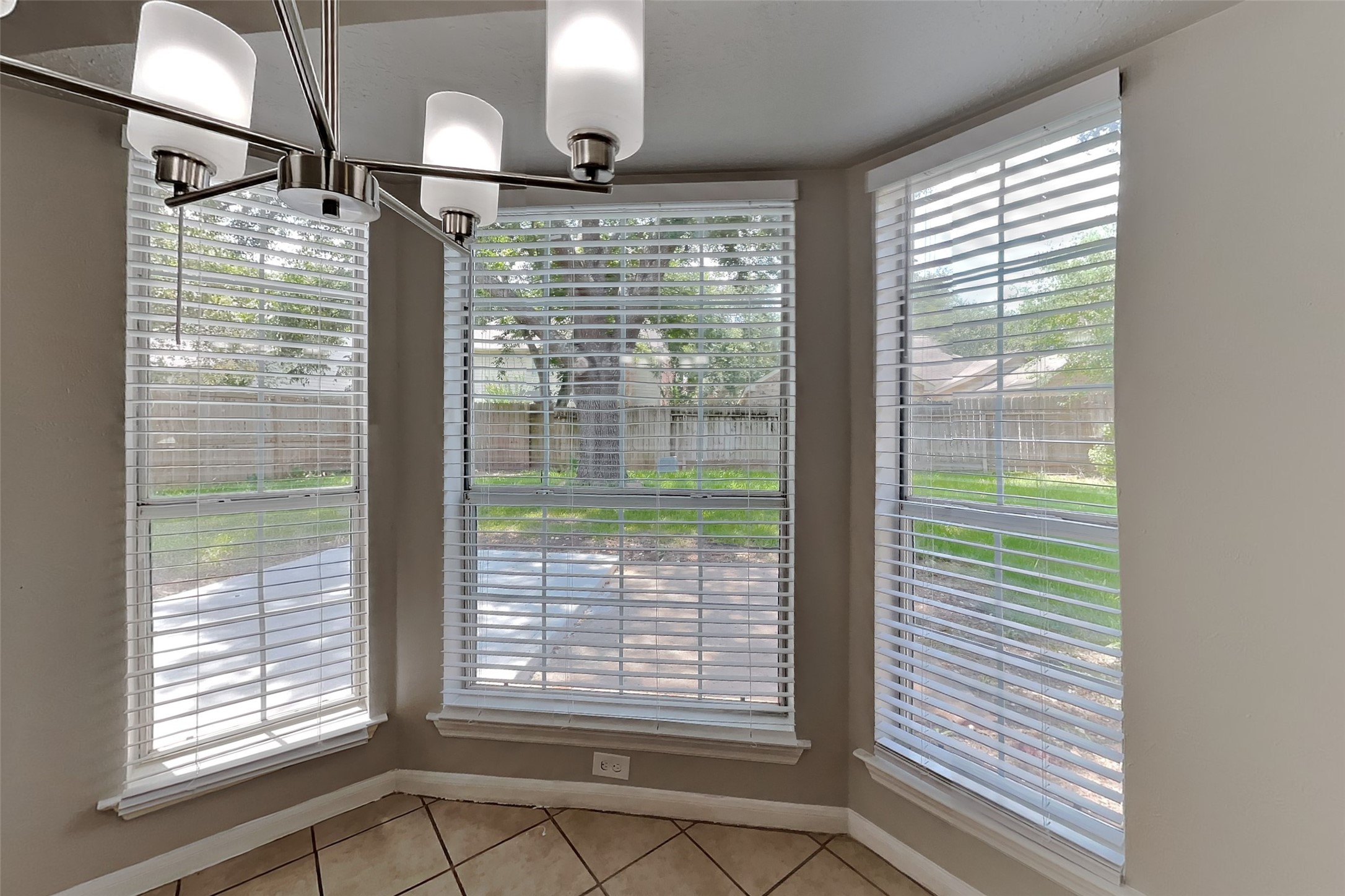1211 Atlanta Drive Property Photo 11