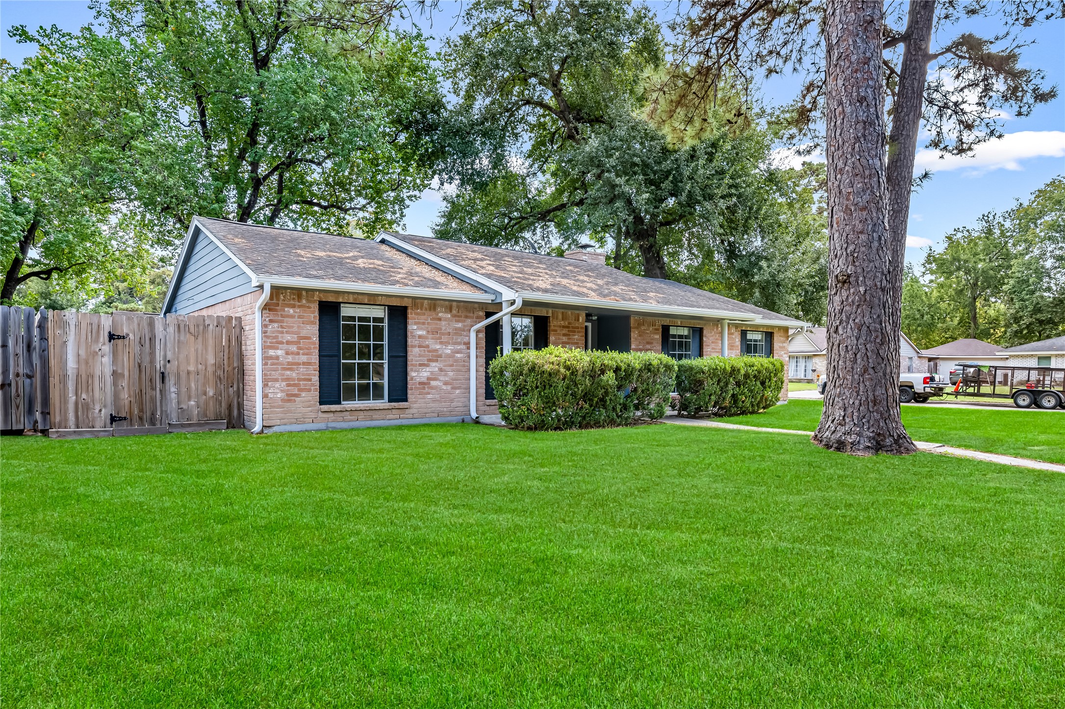 23402 Lestergate Drive Property Photo 5