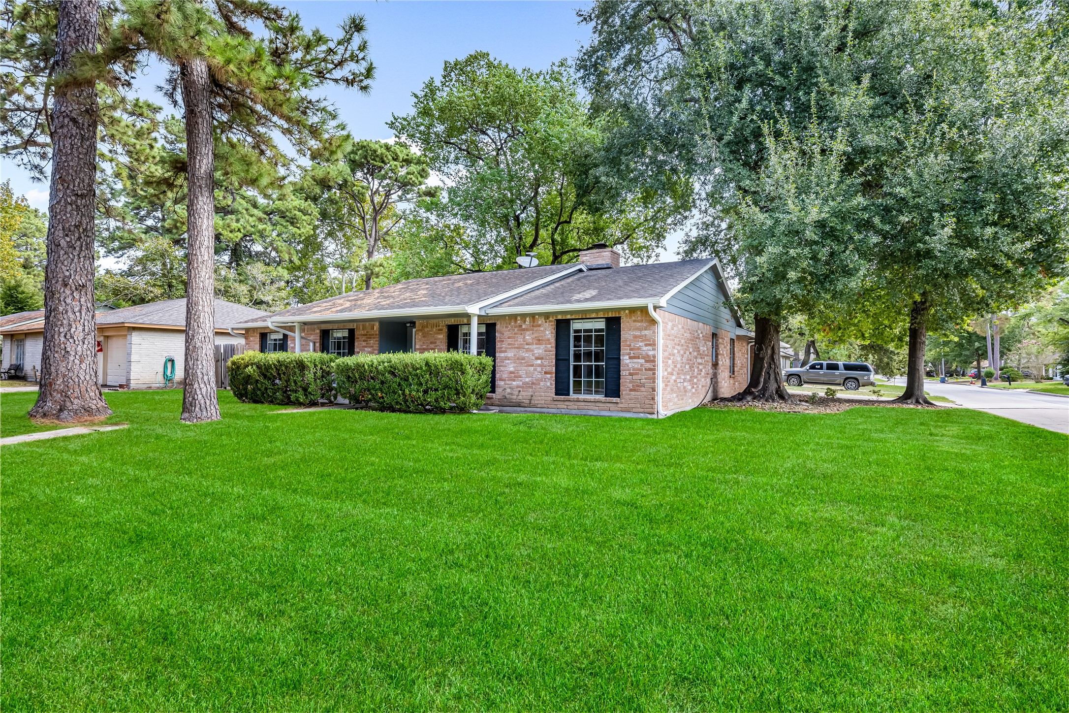 23402 Lestergate Drive Property Photo 6