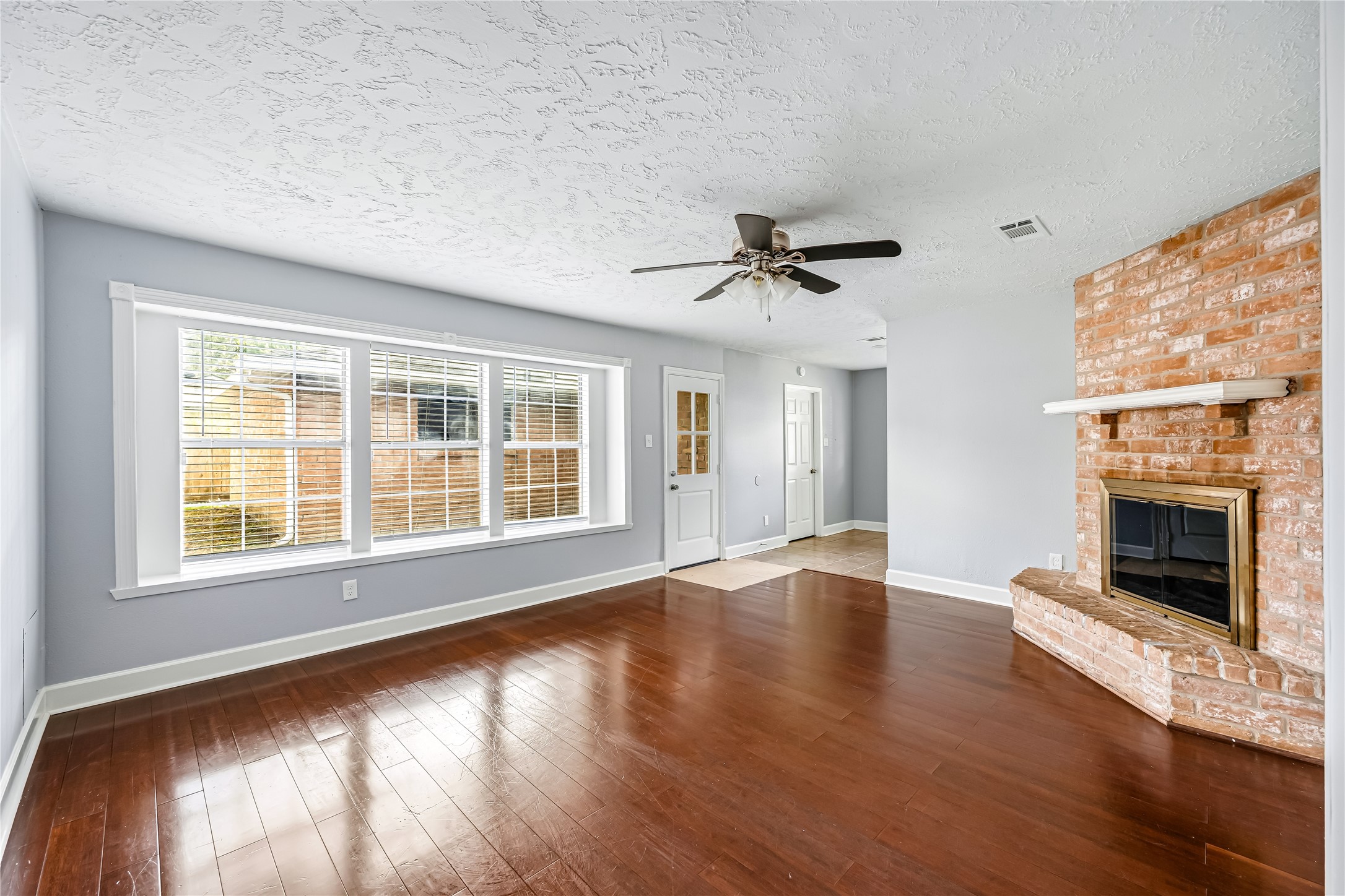 23402 Lestergate Drive Property Photo 13