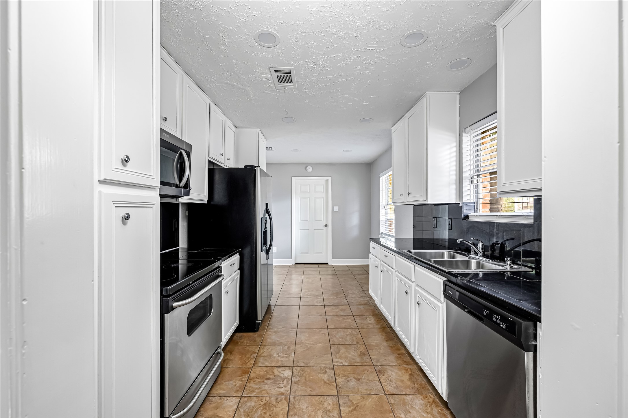 23402 Lestergate Drive Property Photo 16