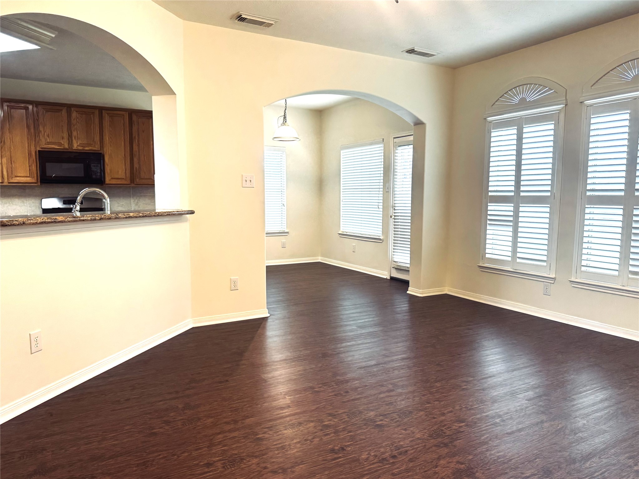 3623 Pine Valley Drive Property Photo 13