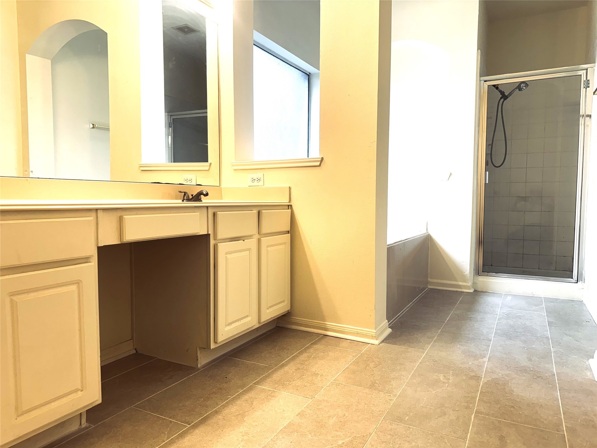 3623 Pine Valley Drive Property Photo 18