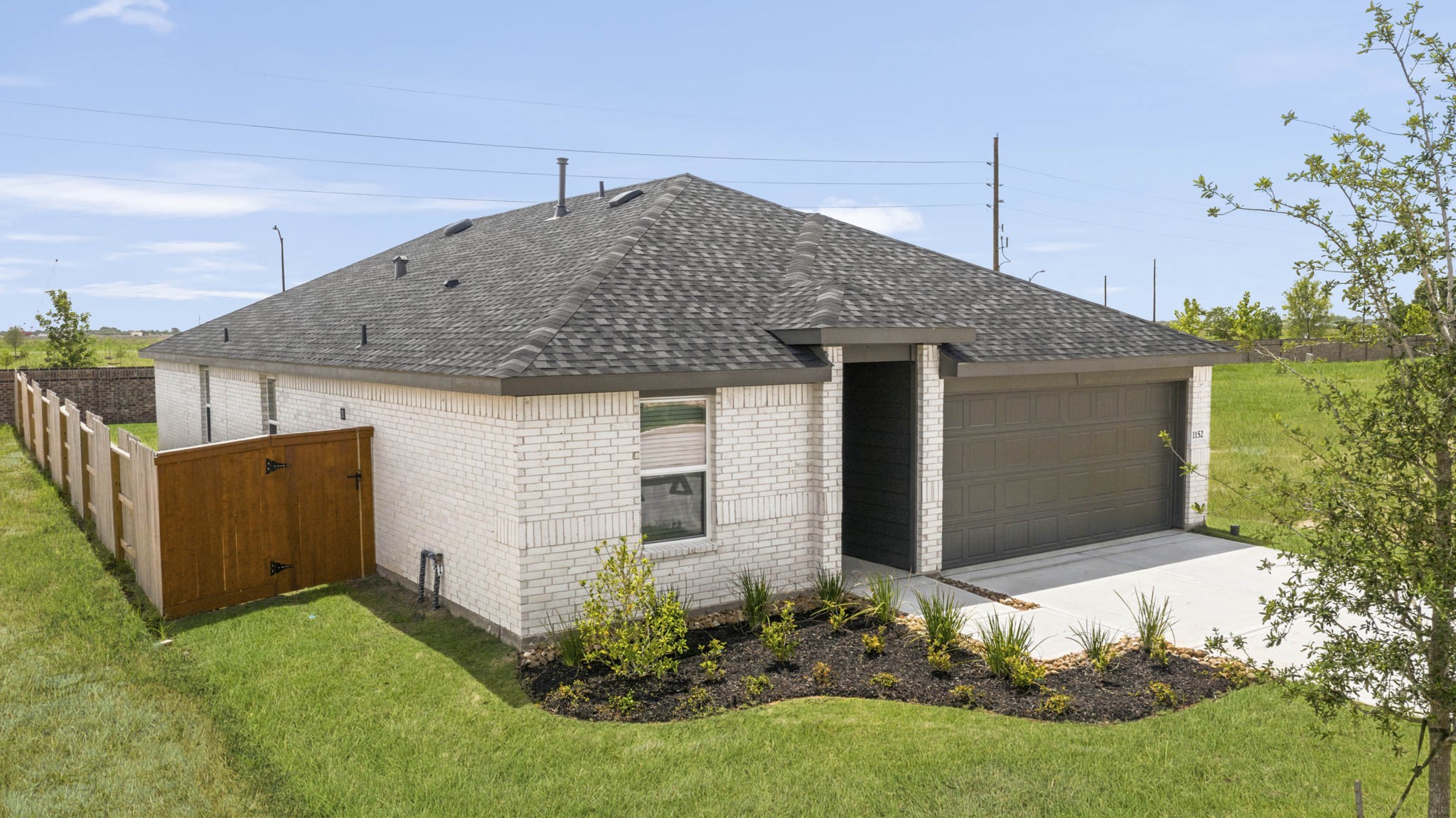 1152 Selene Sky Drive Property Photo 3