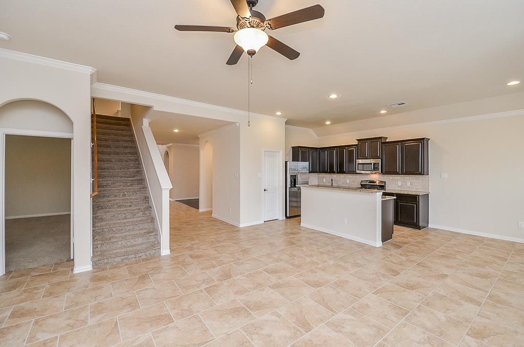 9411 Sparrow Creek Court Property Photo 10