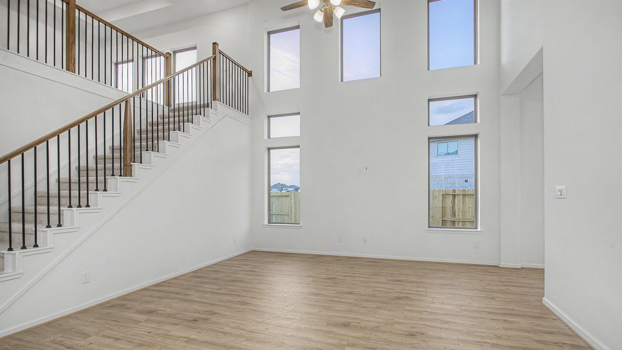 10303 Melida Dawn Way Property Photo 5