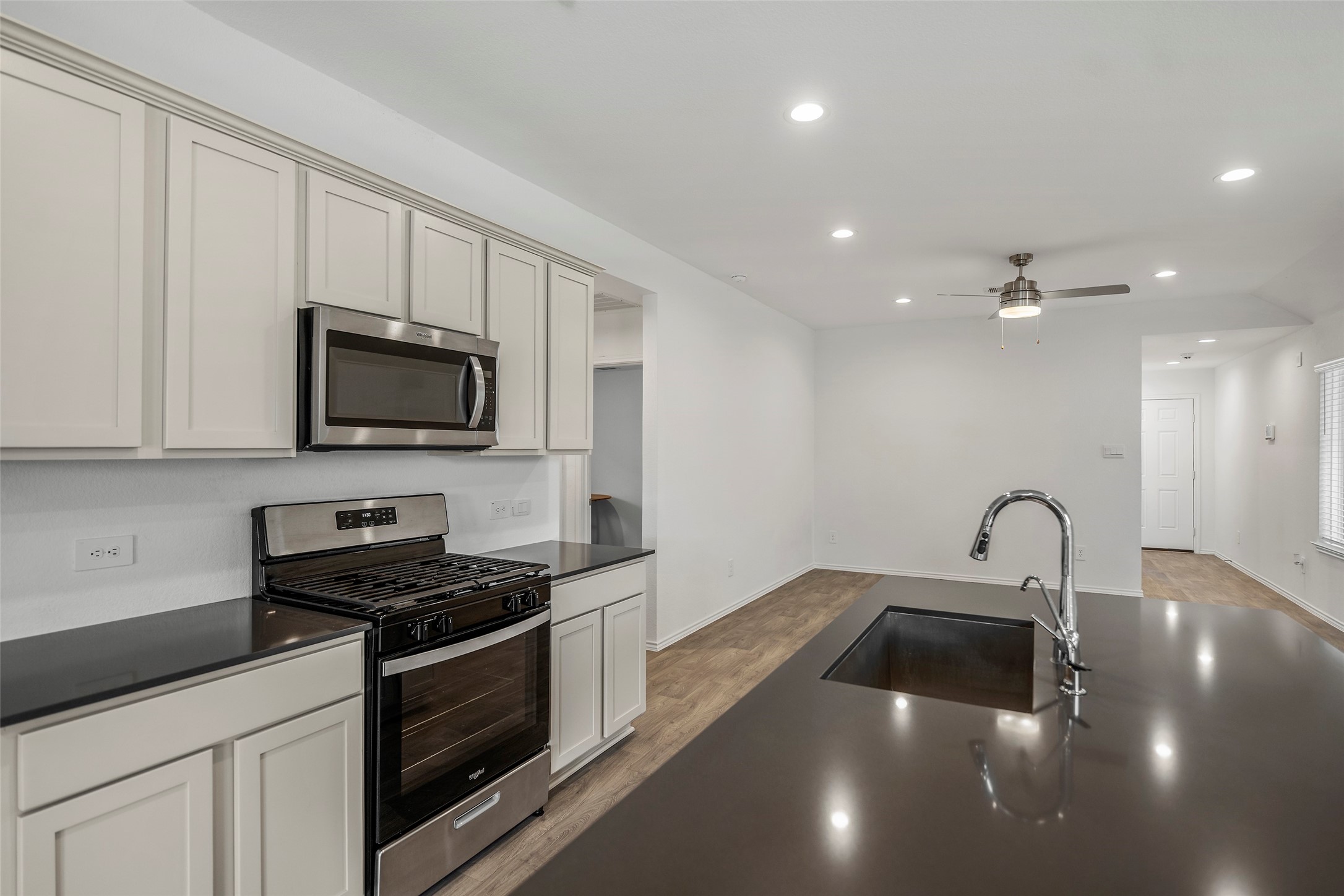 22247 Palladium Drive Property Photo 4