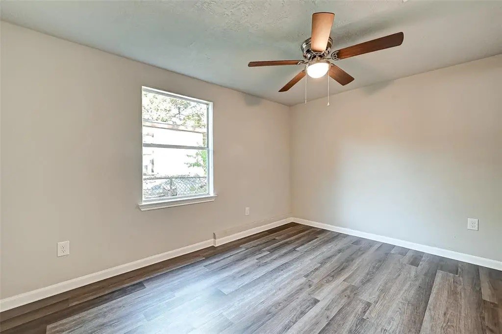 515 Bluebonnet Drive Property Photo 8