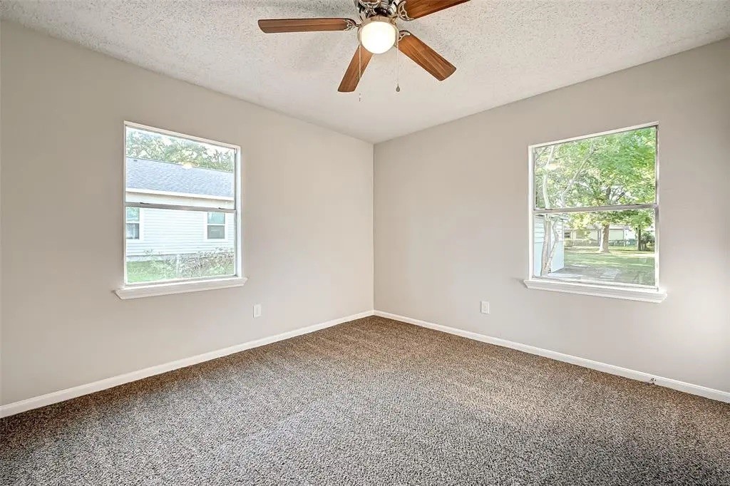 515 Bluebonnet Drive Property Photo 15