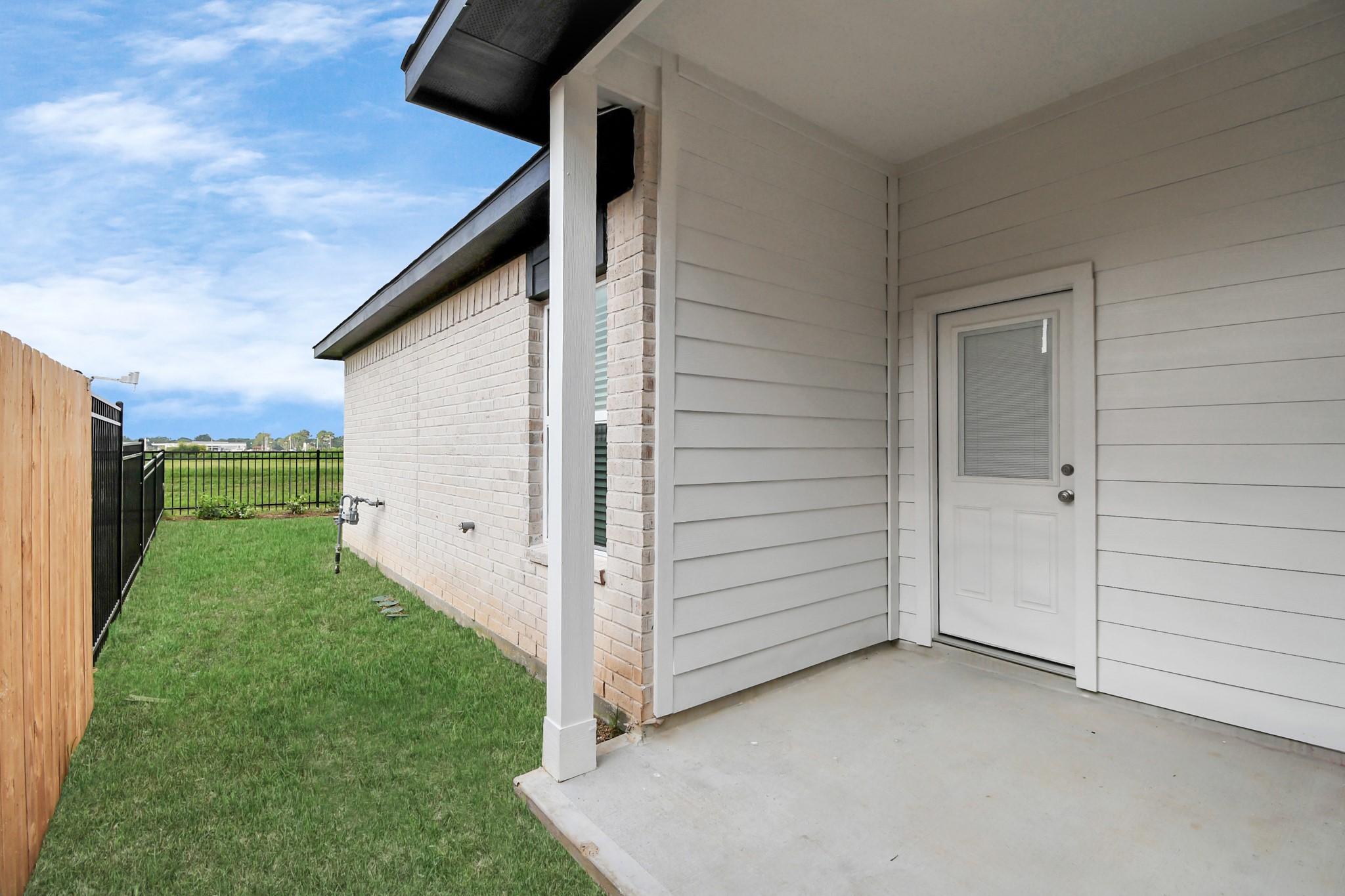 21030 Shore Oak Drive A Property Photo 6