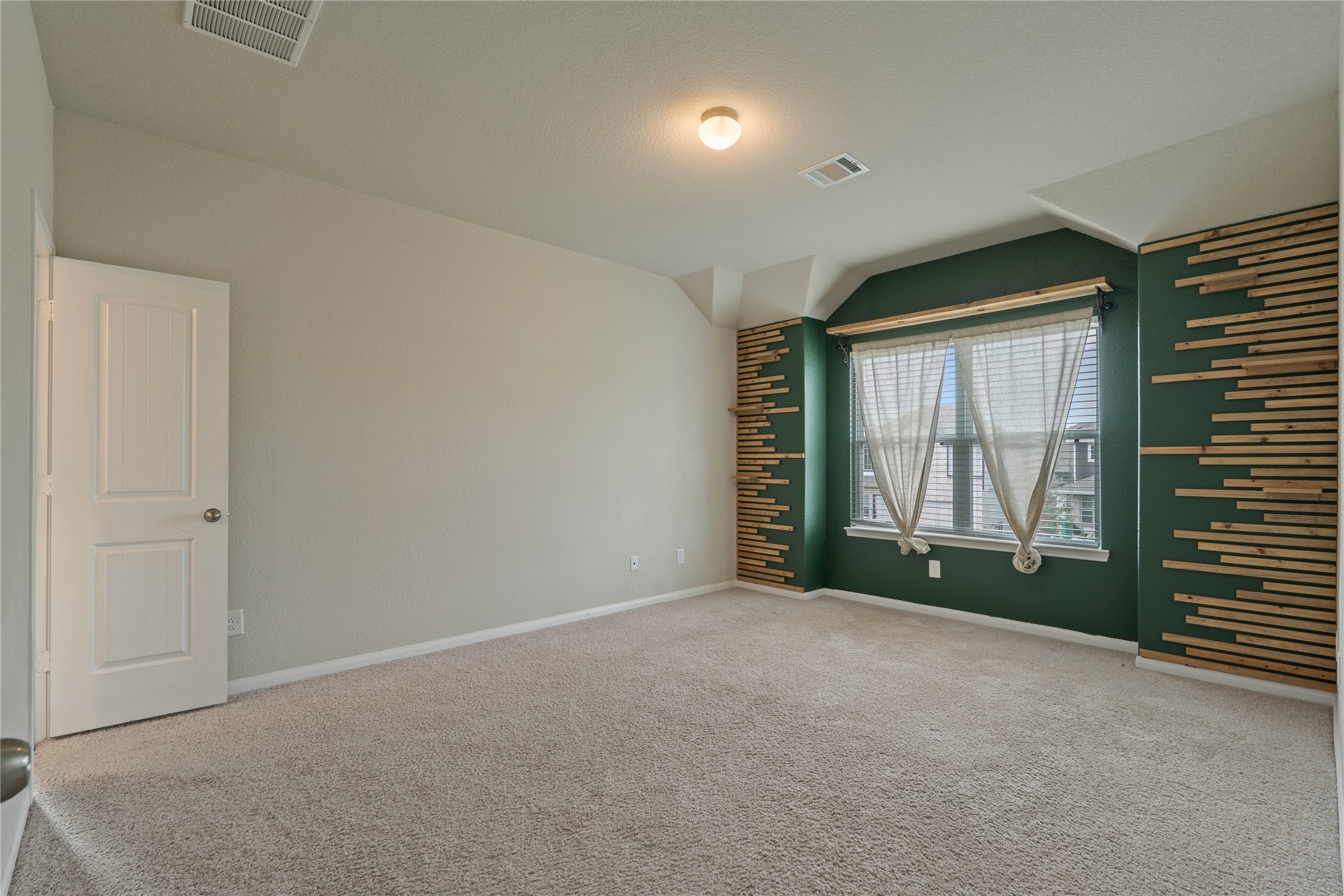 2205 Angie Kaye Drive Property Photo 23
