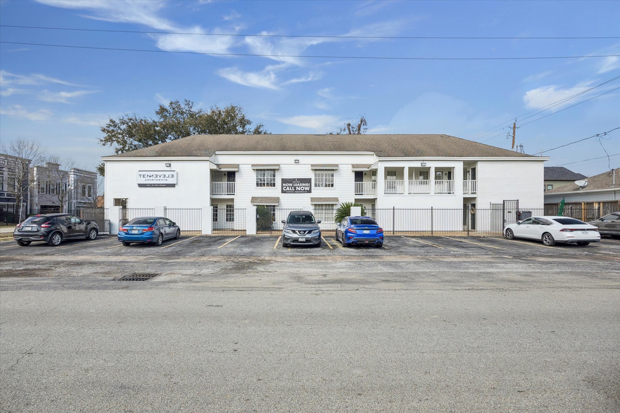 1011 W 10th Street 5 Property Photo 6