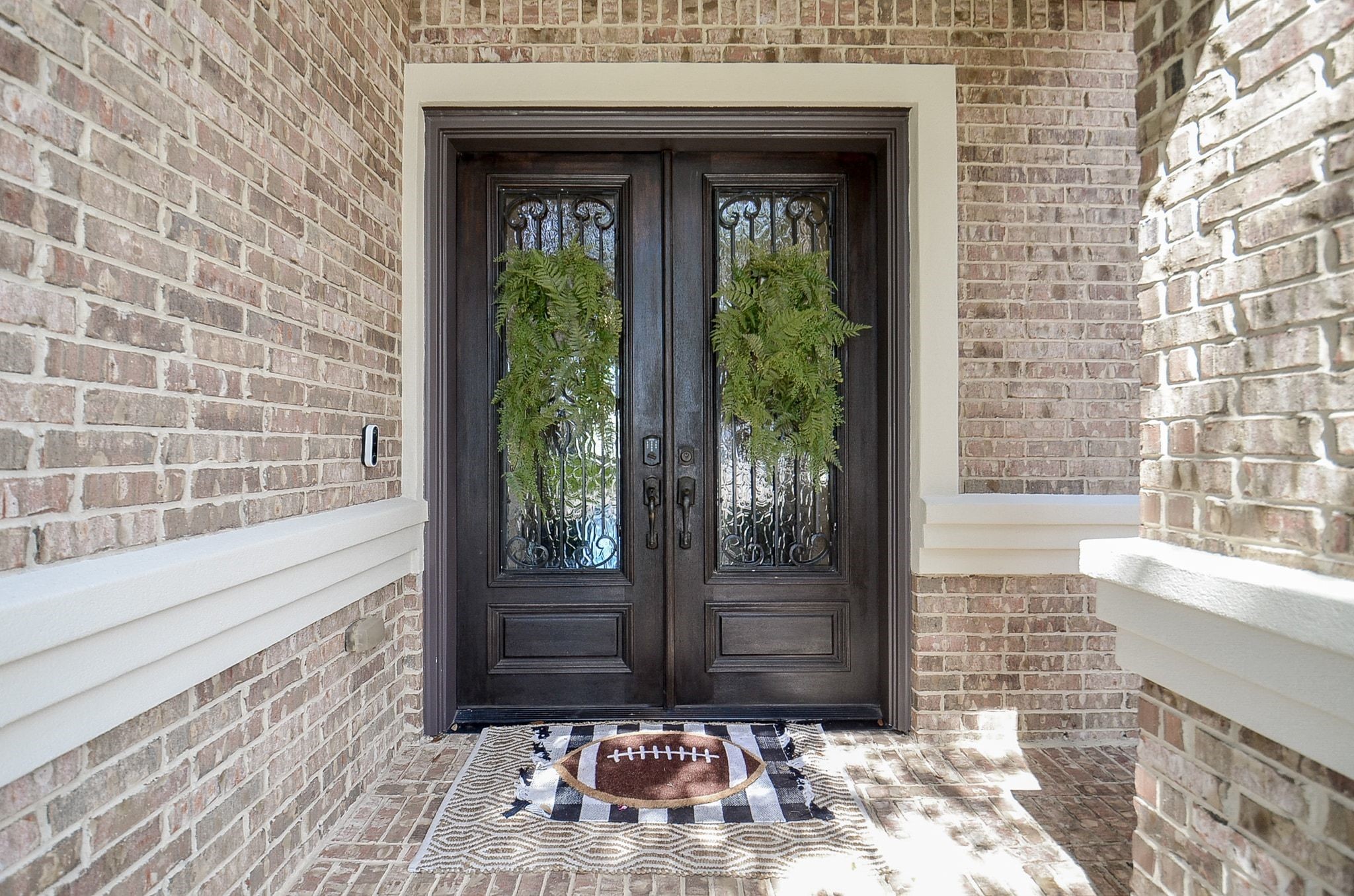 2015 Shadow Bend Drive Property Photo 4