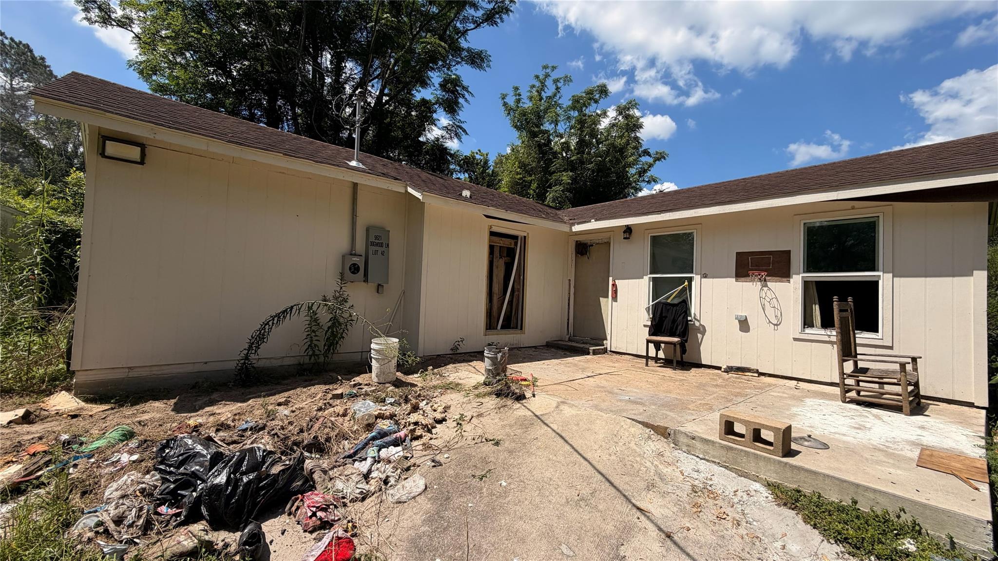 9621 Dogwood Lane, Houston Tx 77365 Property Photo 1