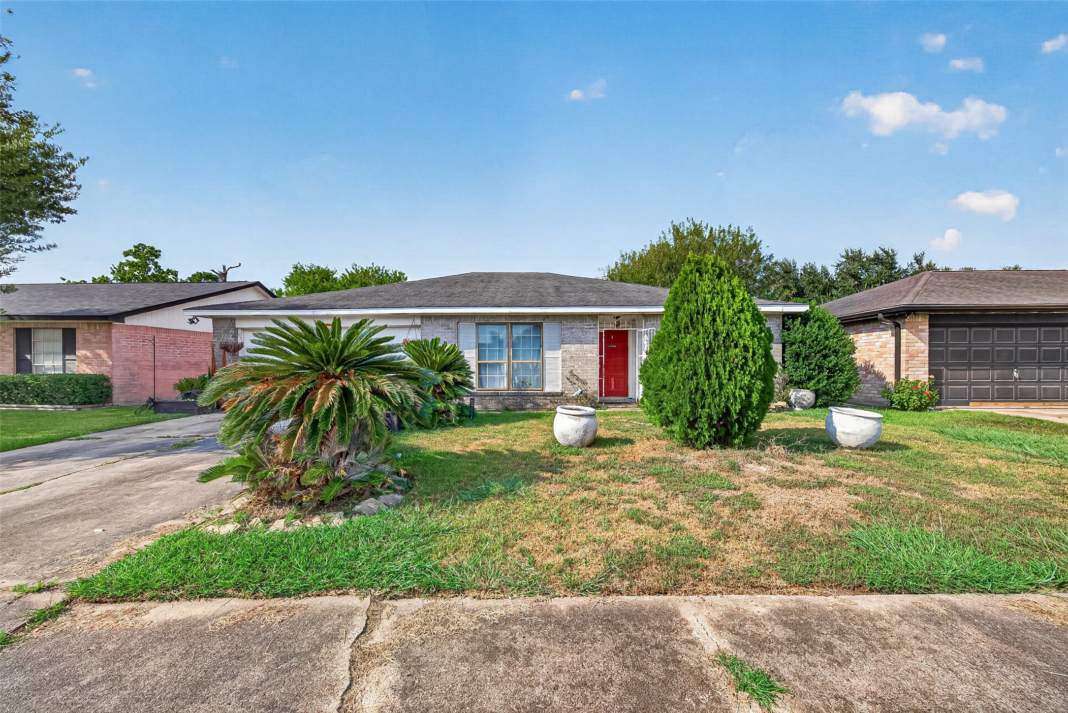 5106 Ridge Manor Drive Property Photo 3