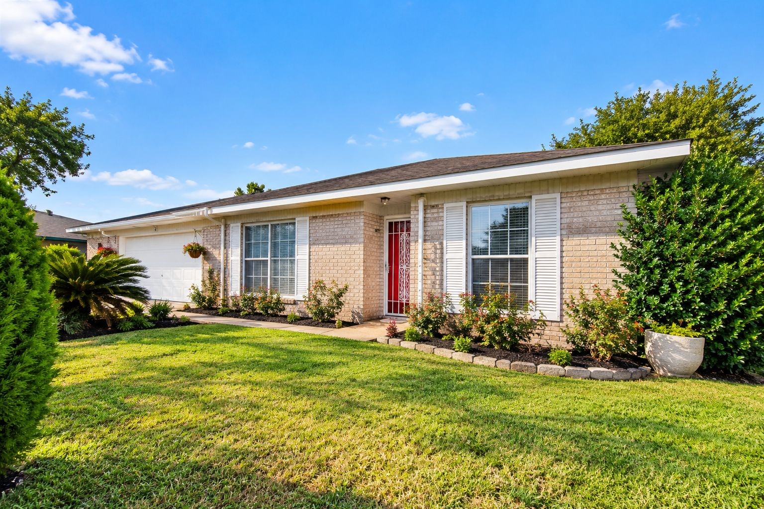 5106 Ridge Manor Drive Property Photo 4
