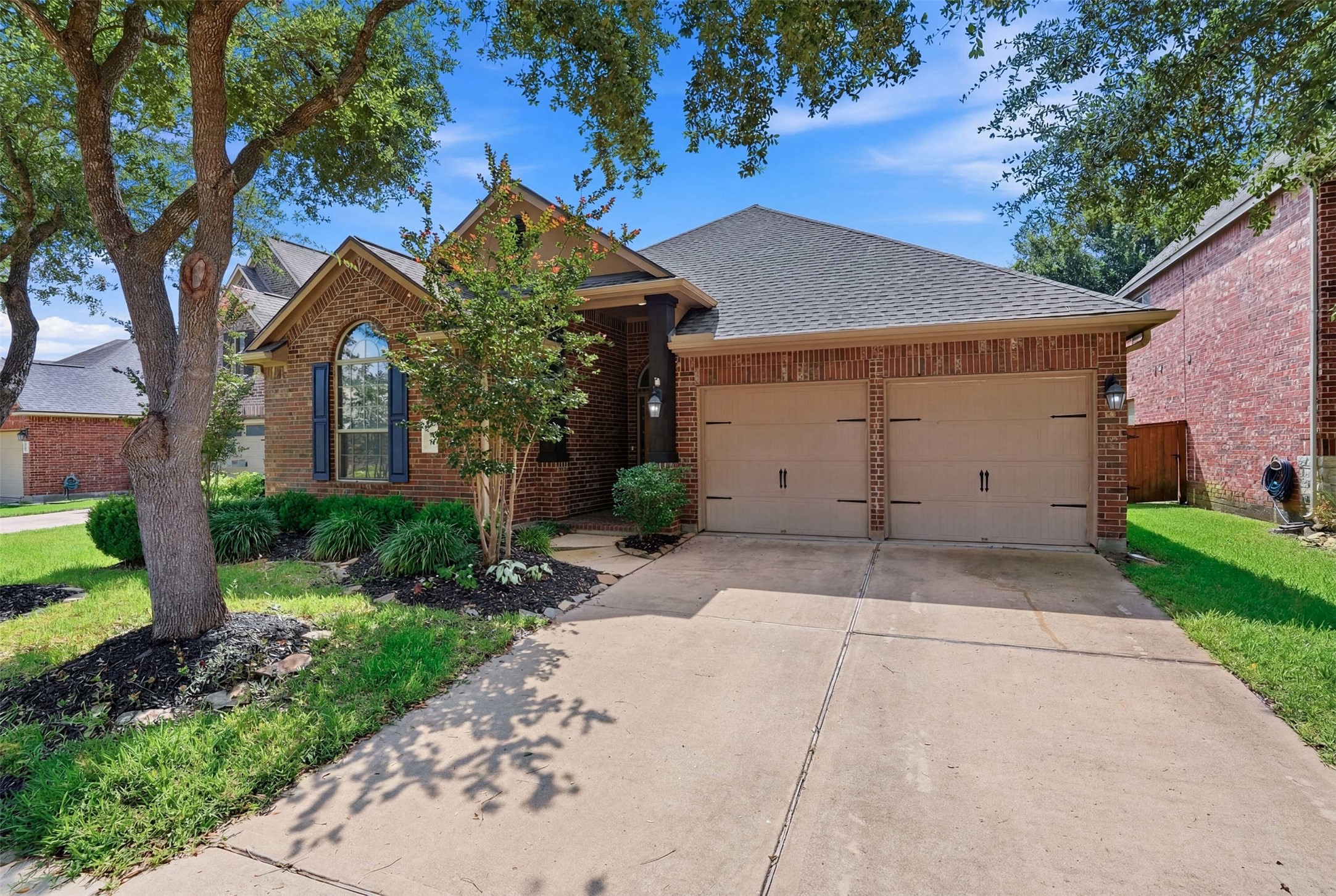 11126 Celano Drive Property Photo 1