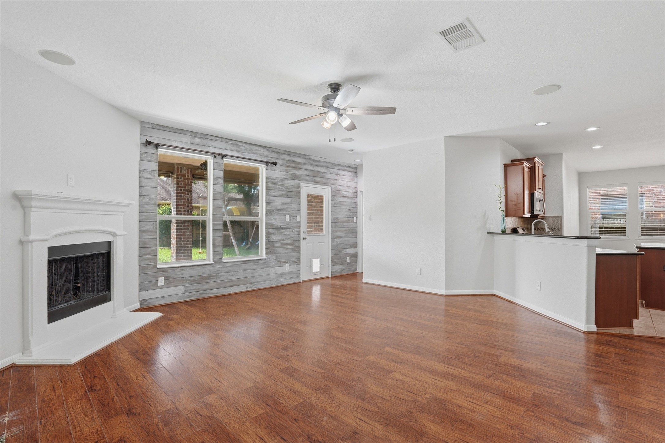 11126 Celano Drive Property Photo 15