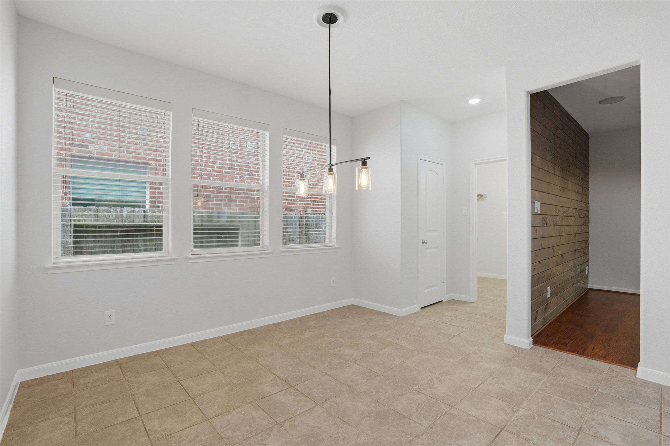 11126 Celano Drive Property Photo 18