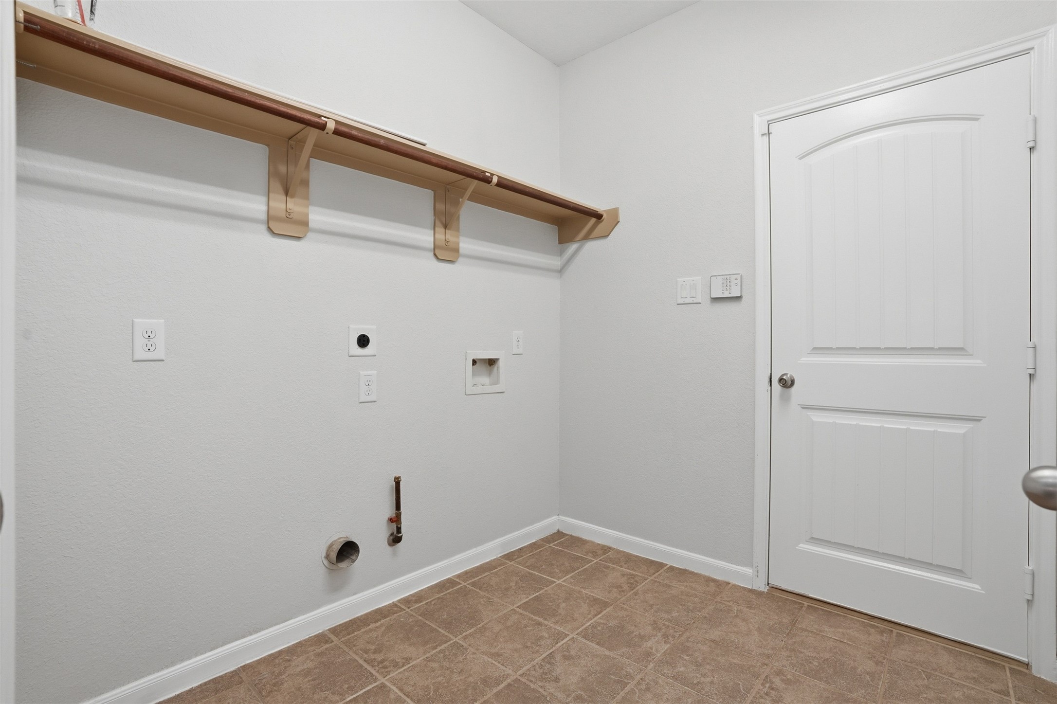 11126 Celano Drive Property Photo 32