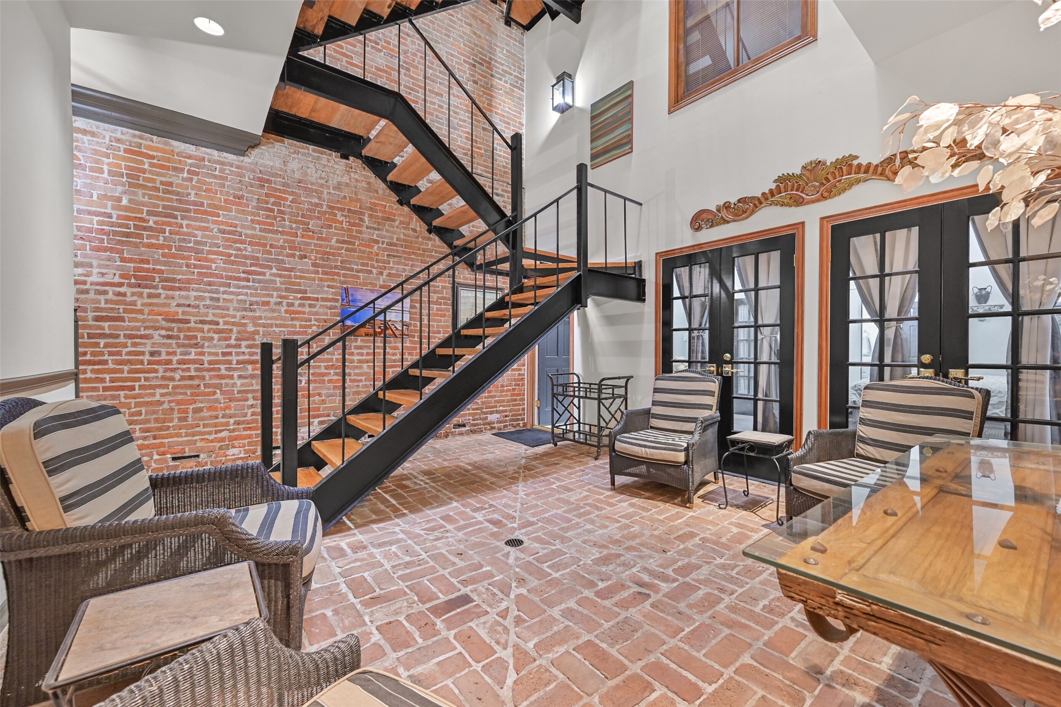 217 Tremont Street Property Photo 1