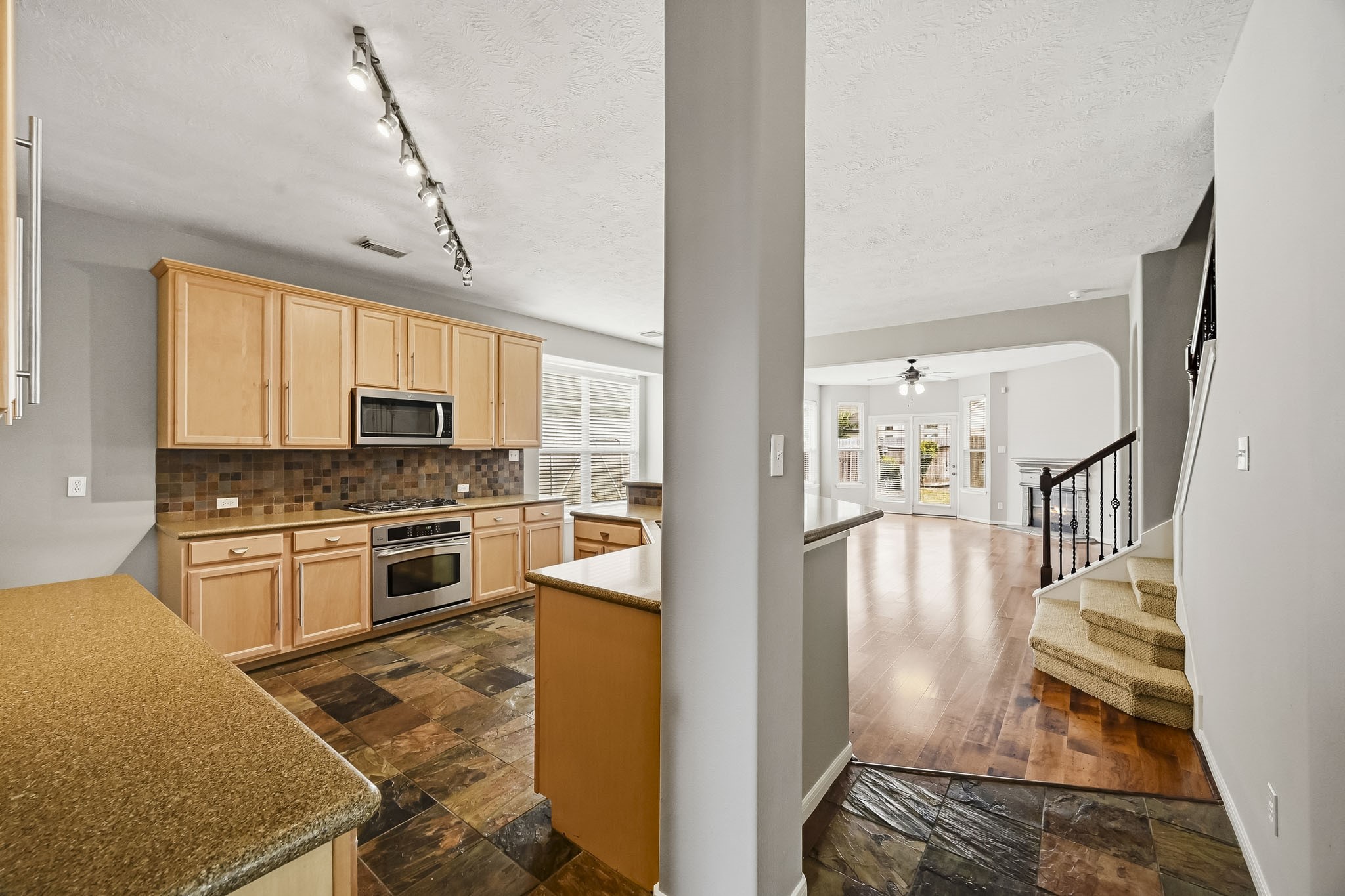 9202 Fernwillow Drive Property Photo 16