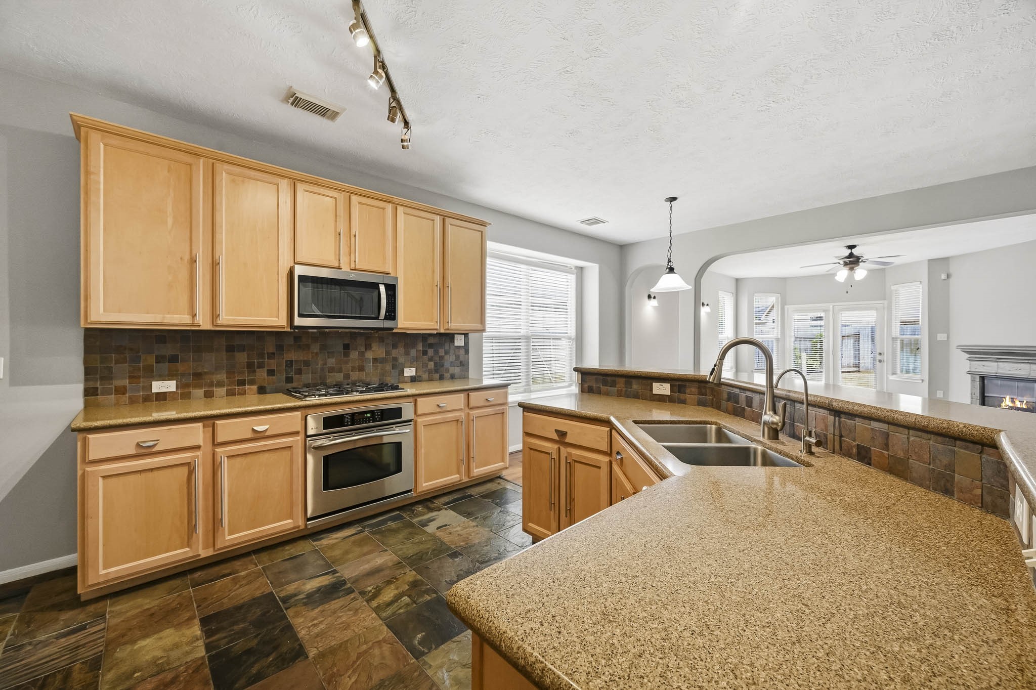9202 Fernwillow Drive Property Photo 19