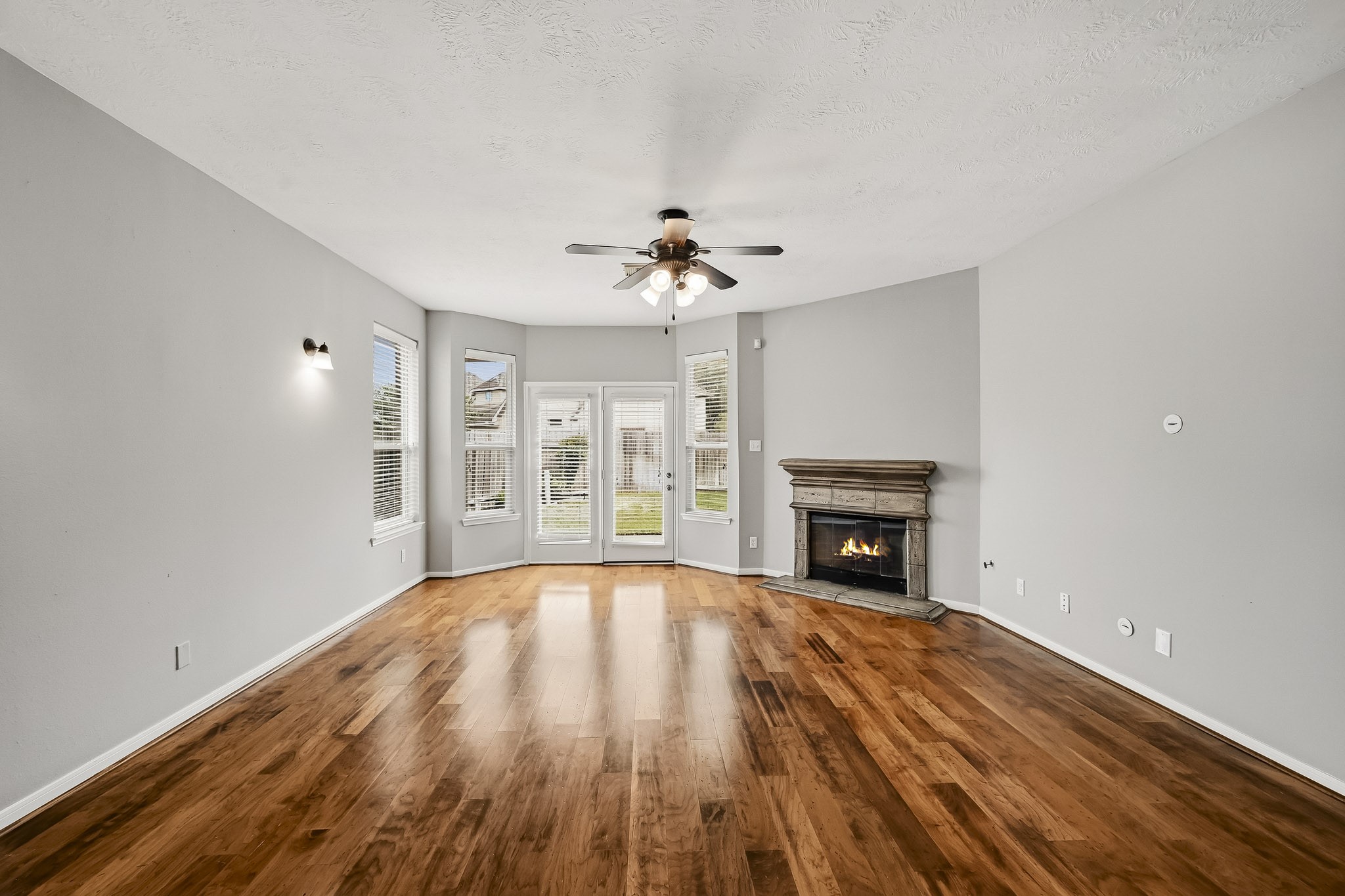 9202 Fernwillow Drive Property Photo 21