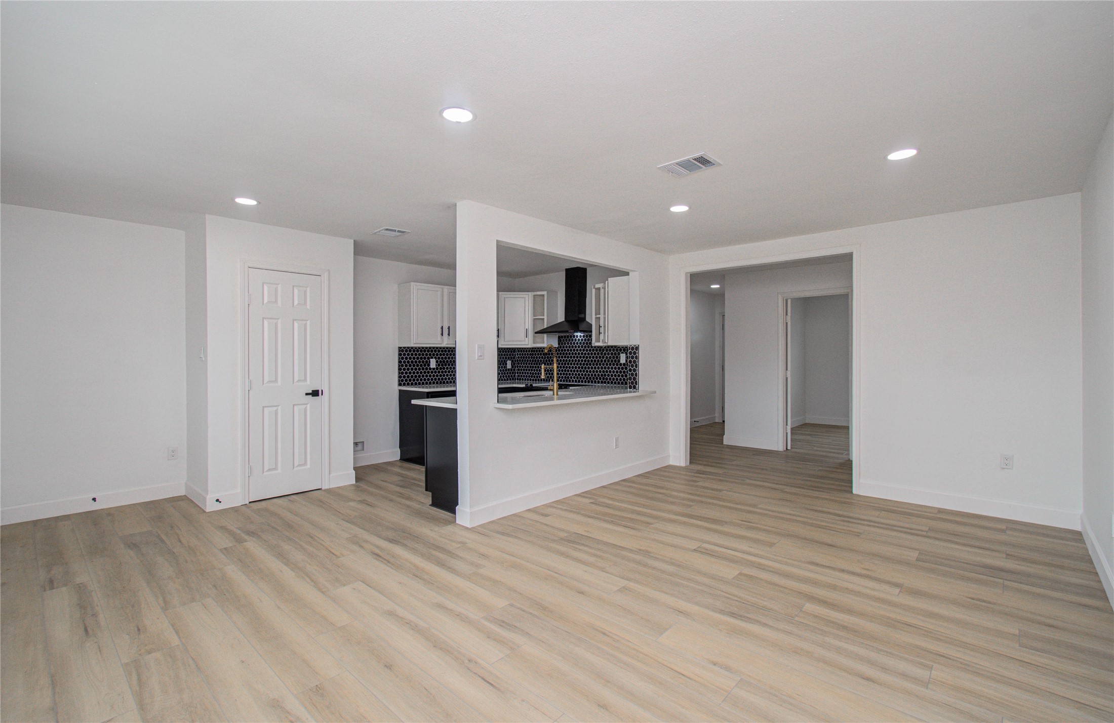 15448 Chipman Lane 5448 Property Photo 17