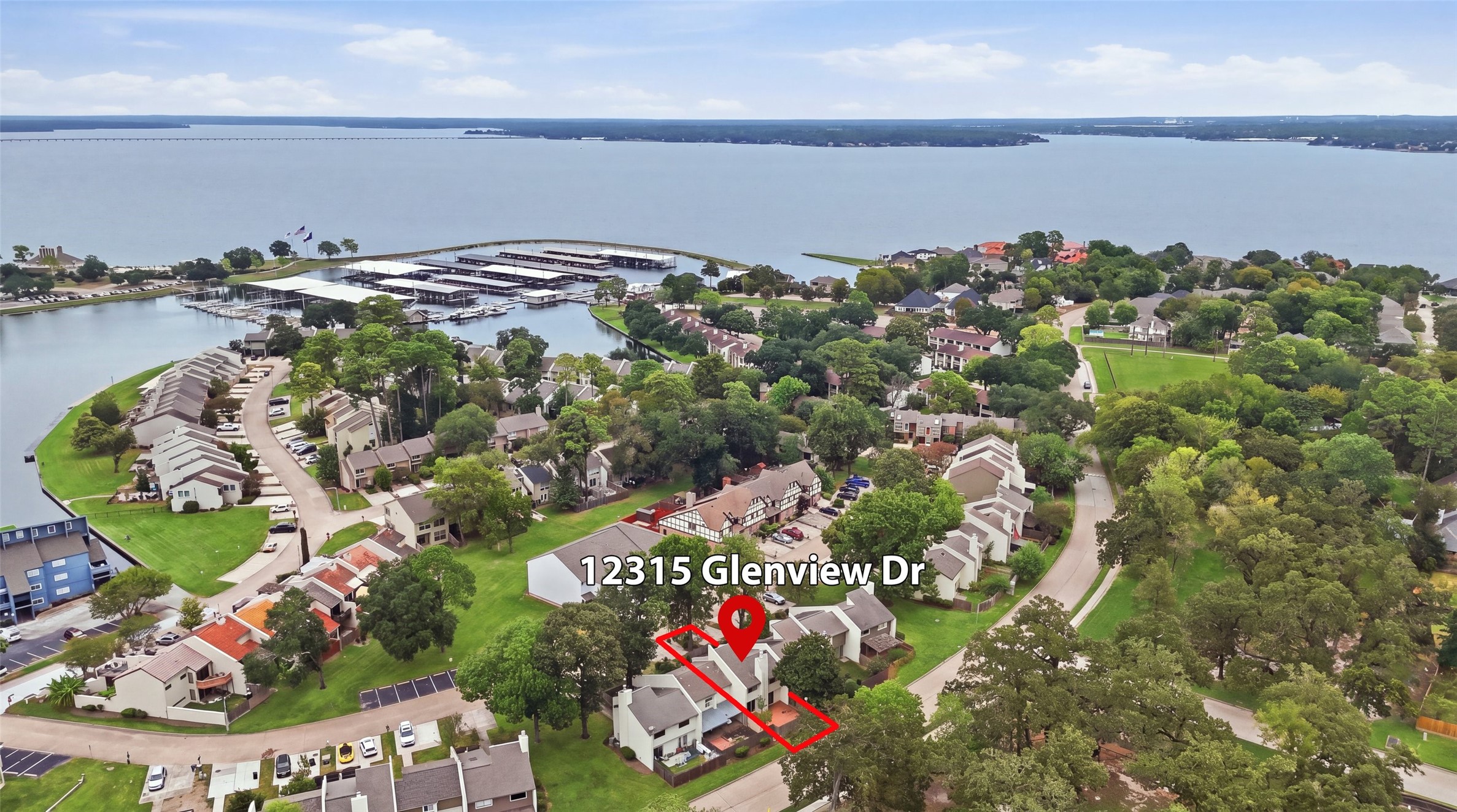12315 Glenview Drive Property Photo 1