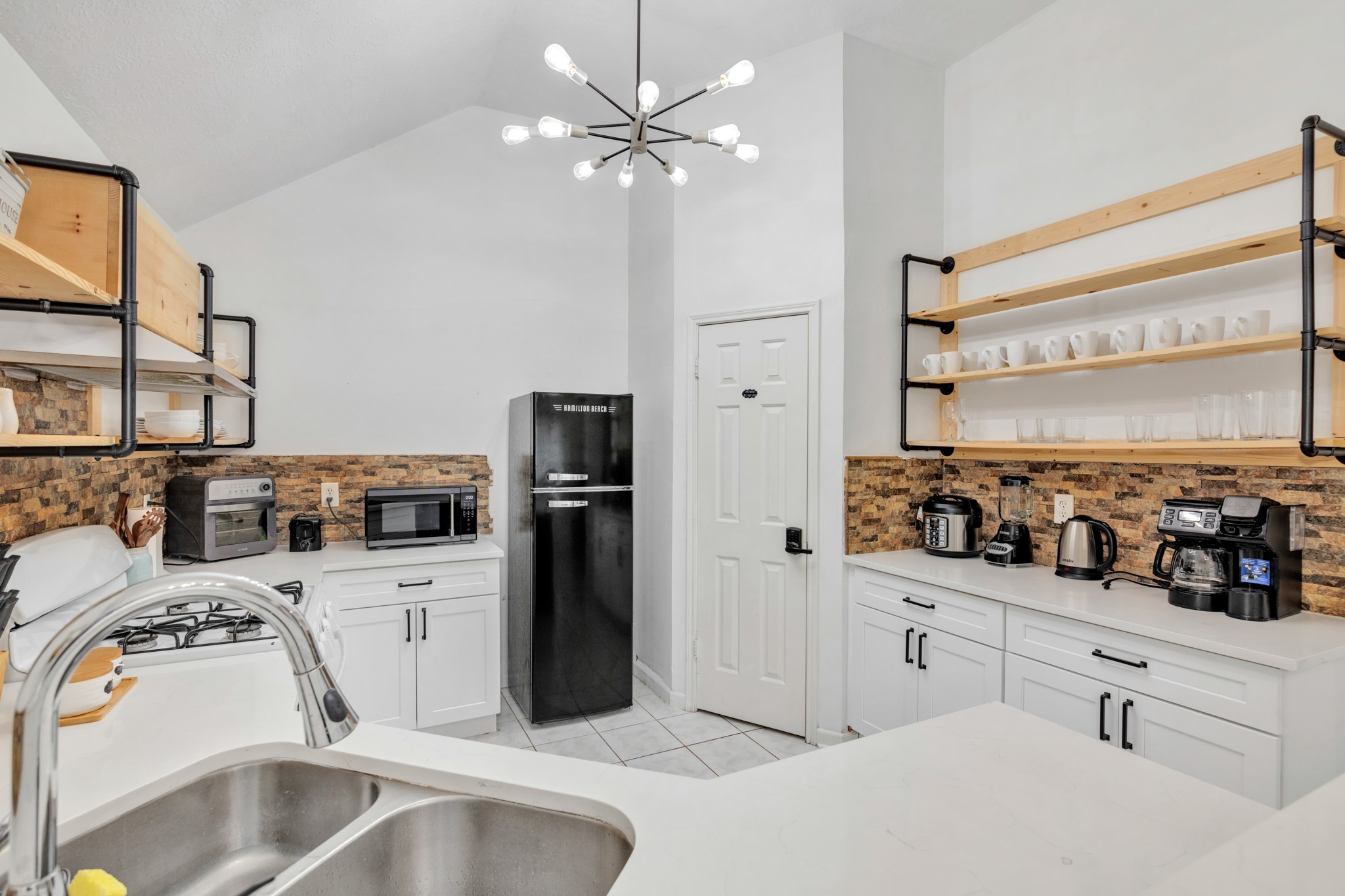 8222 Viny Ridge Drive Property Photo 11