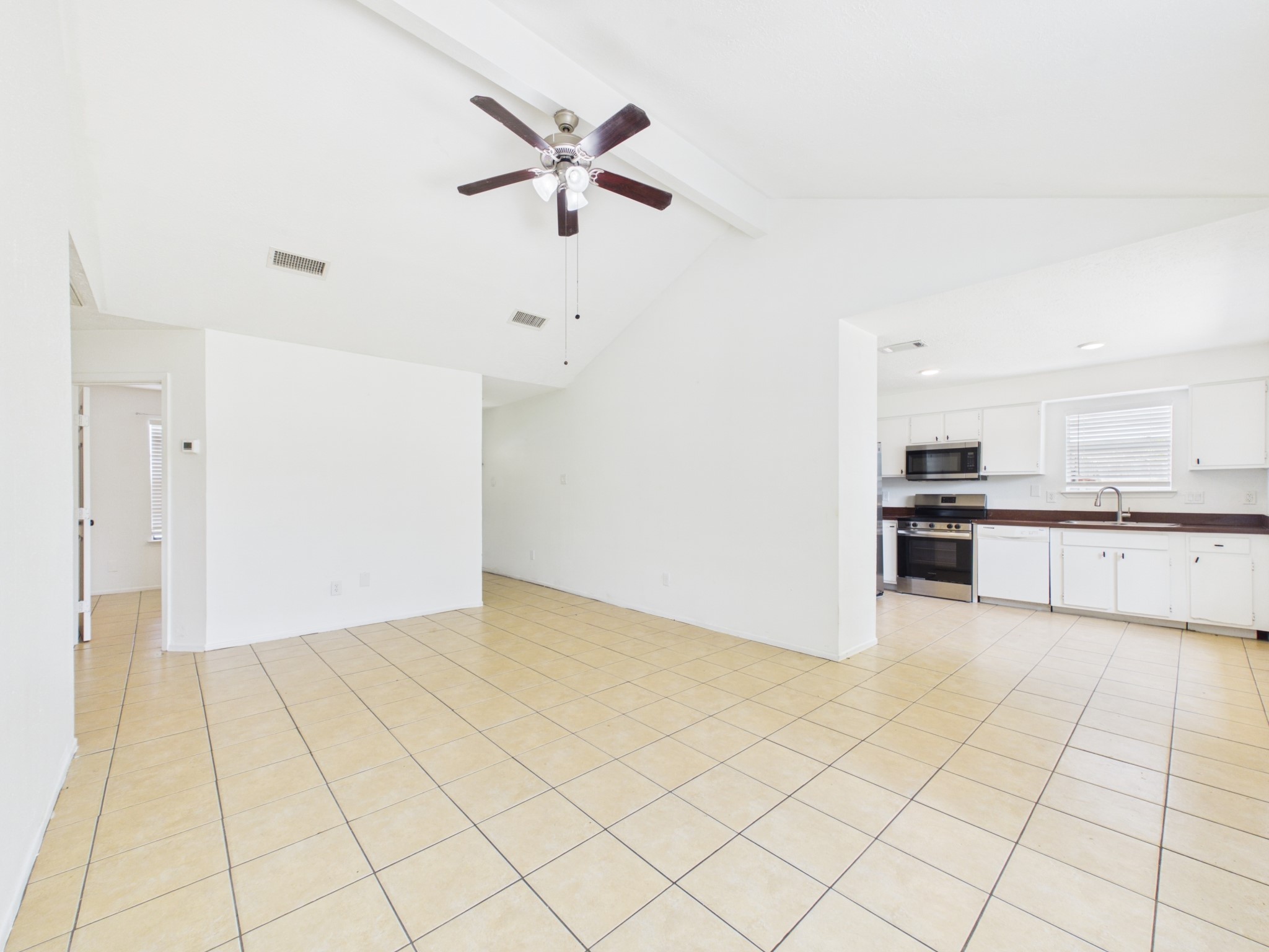 9918 Peachridge Dr Property Photo 5
