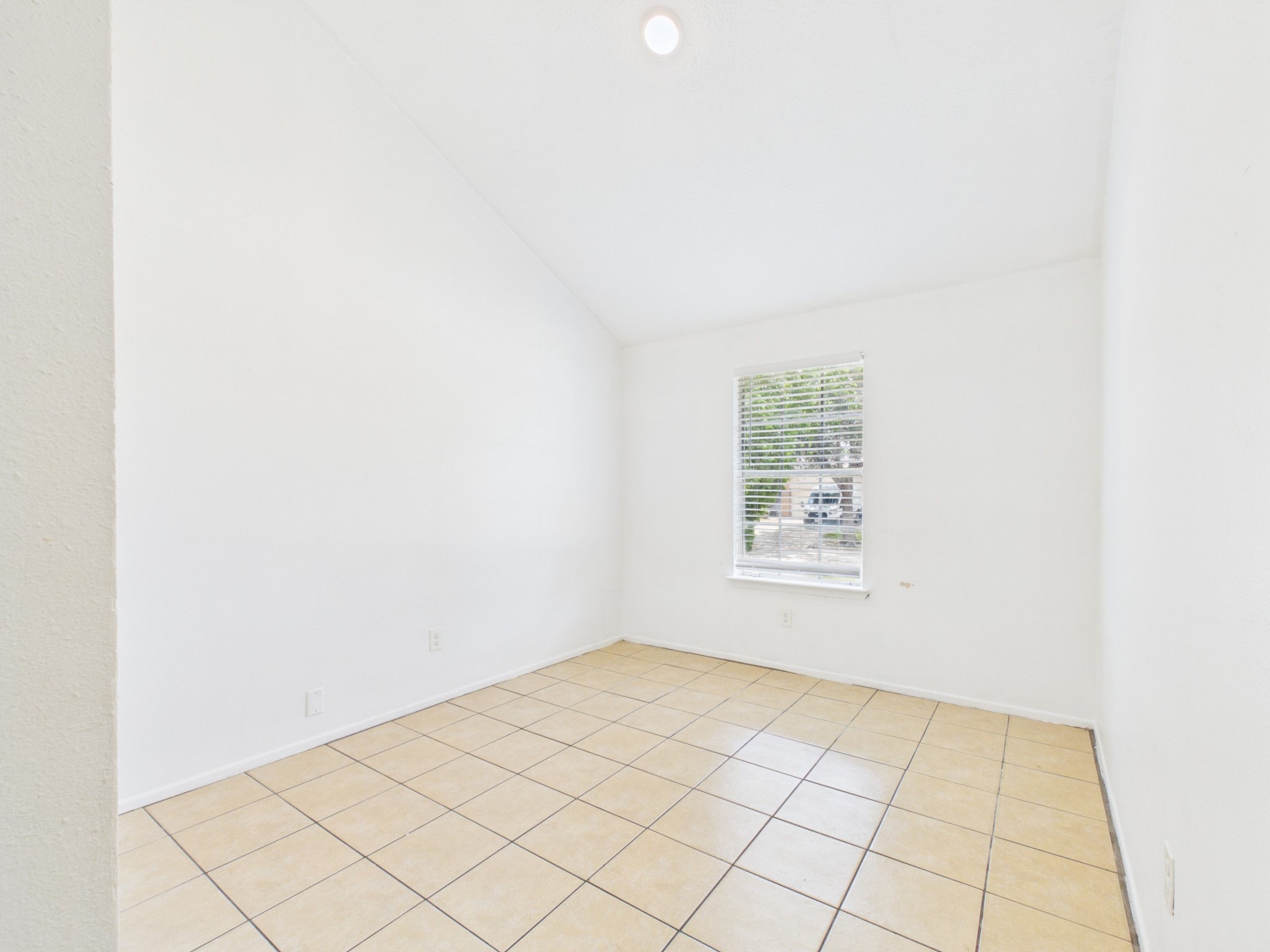 9918 Peachridge Dr Property Photo 13