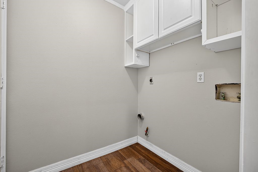 13130 Mills River Street Property Photo 11