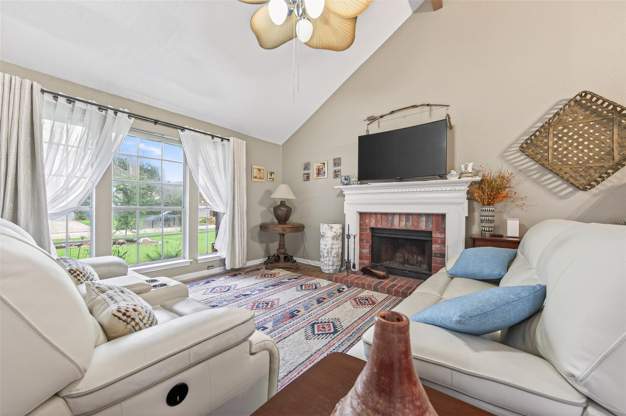 5710 S Magazine Circle Property Photo 15