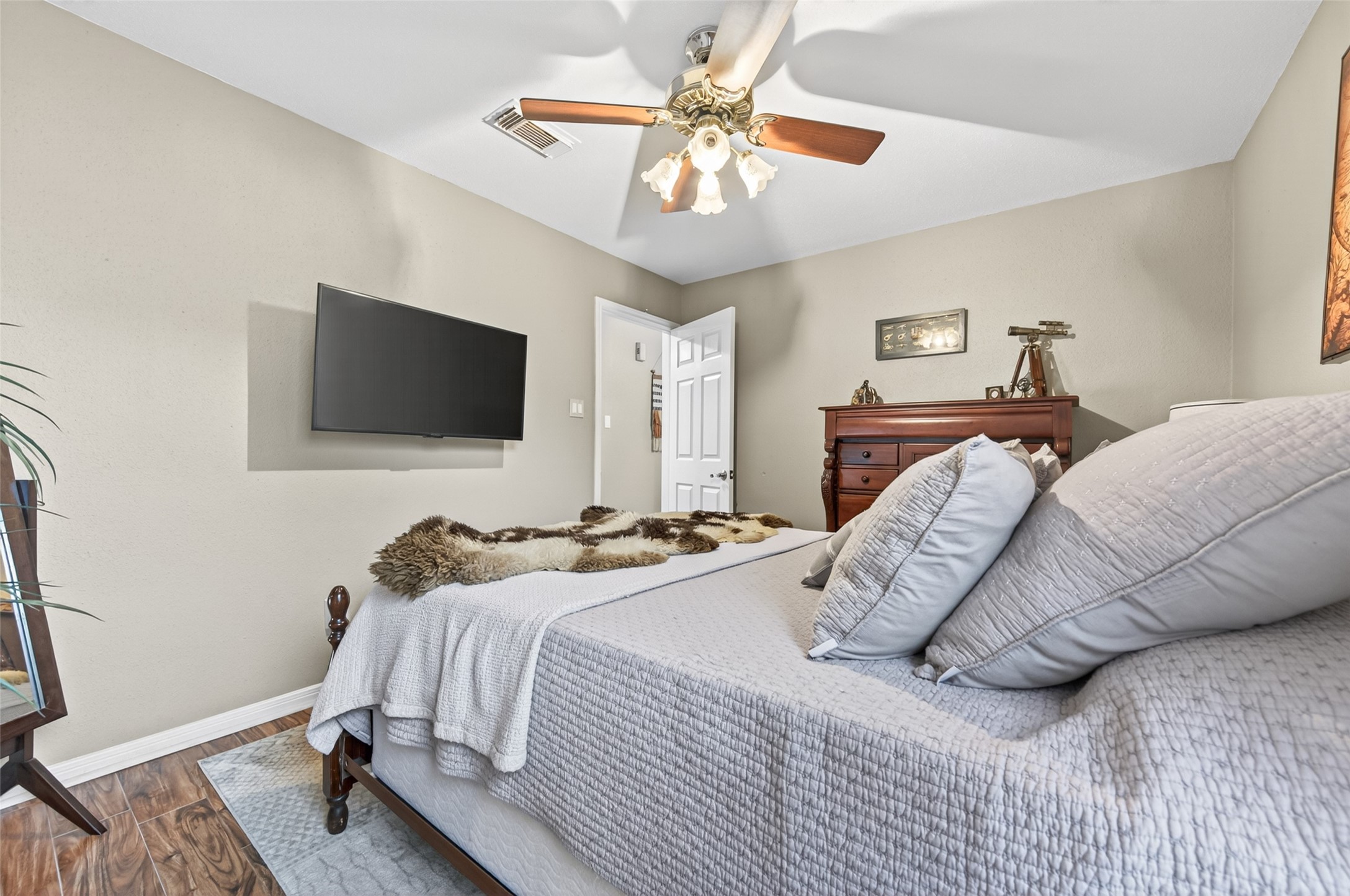 5710 S Magazine Circle Property Photo 30