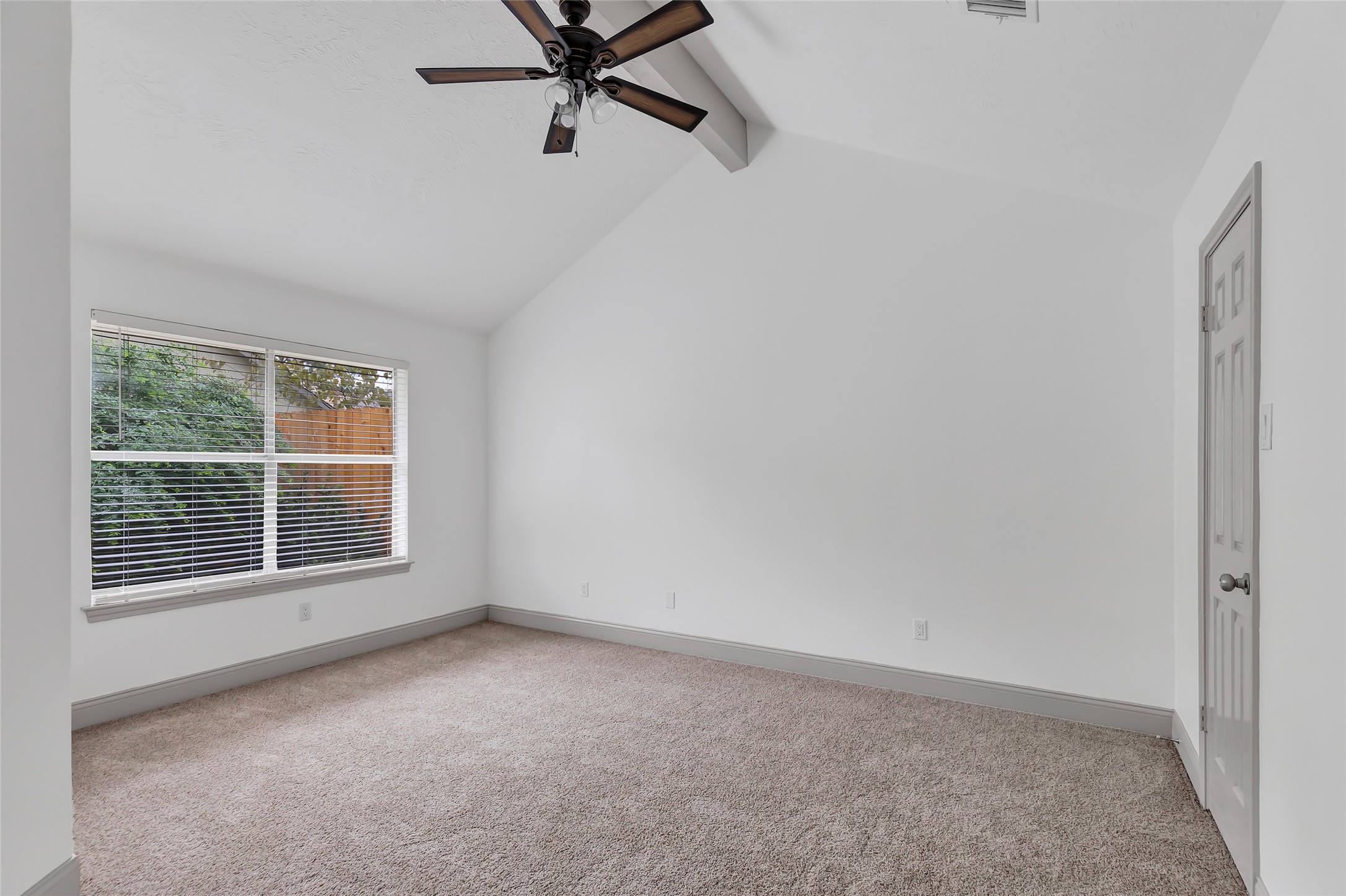 4314 Pinewood Park Drive Property Photo 16