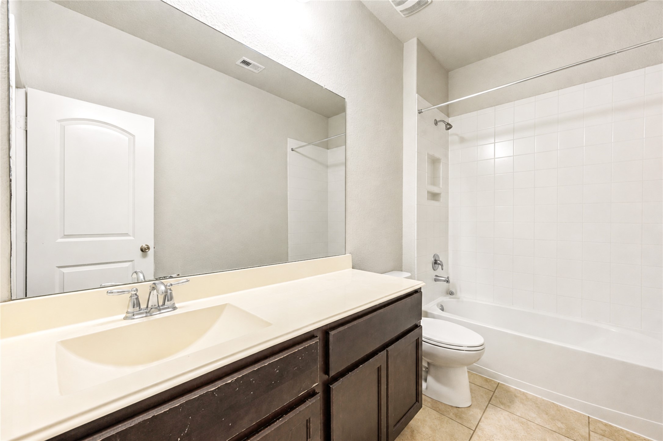 4427 Aversa Drive Property Photo 9