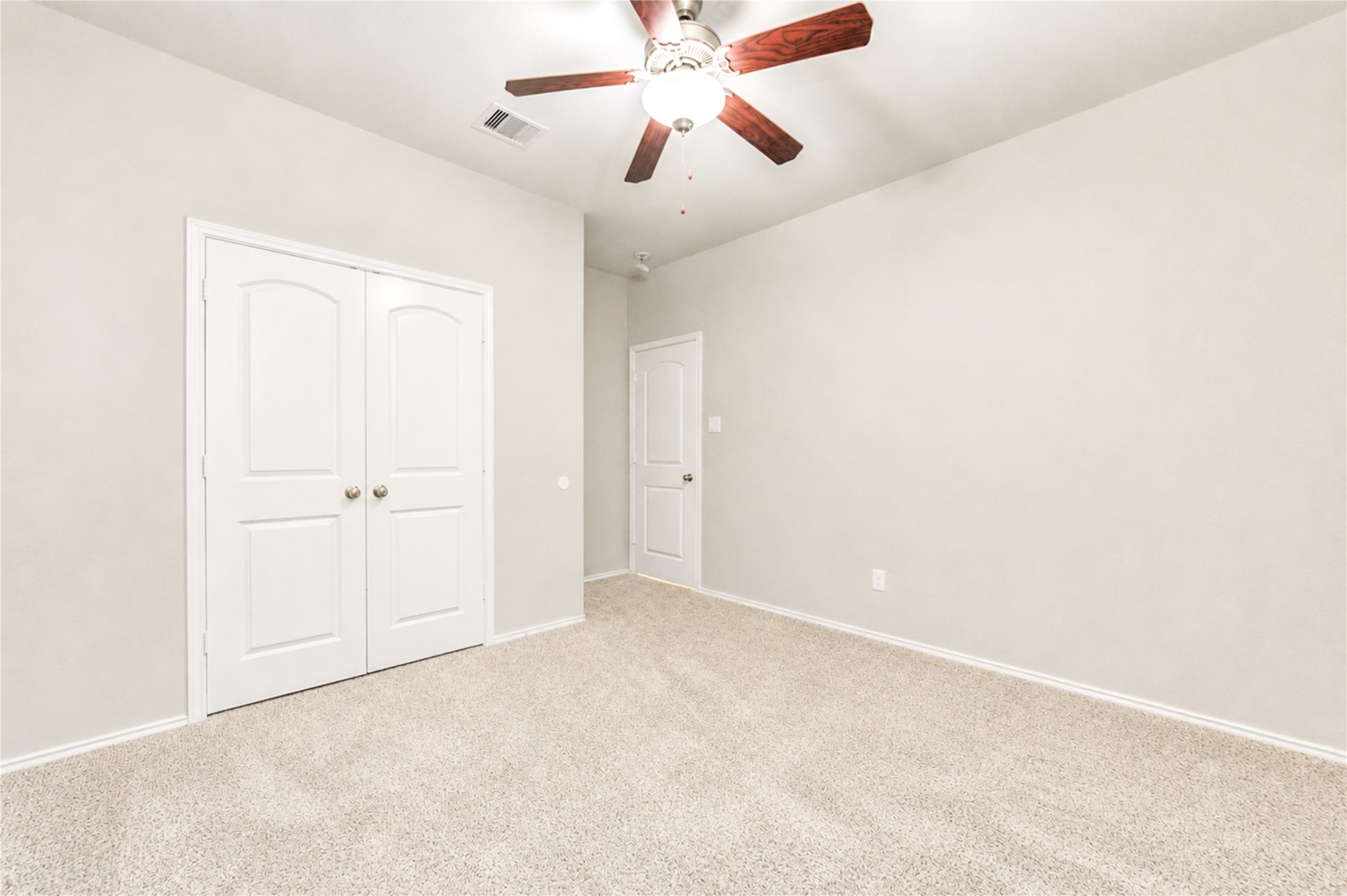 4427 Aversa Drive Property Photo 12