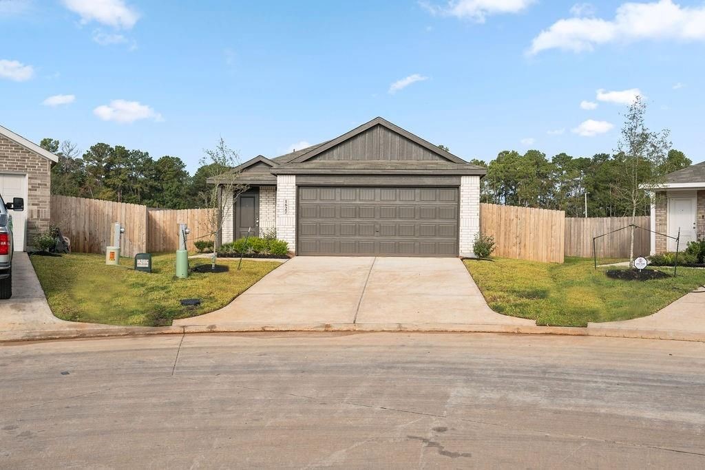 1627 Winwood Drive Property Photo 1
