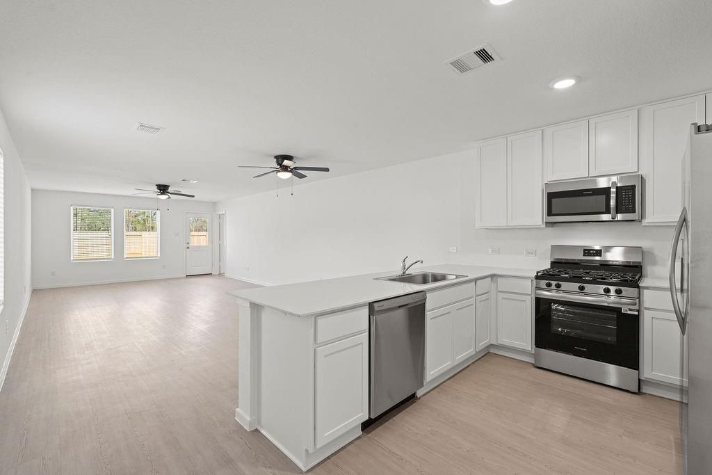 1627 Winwood Drive Property Photo 8